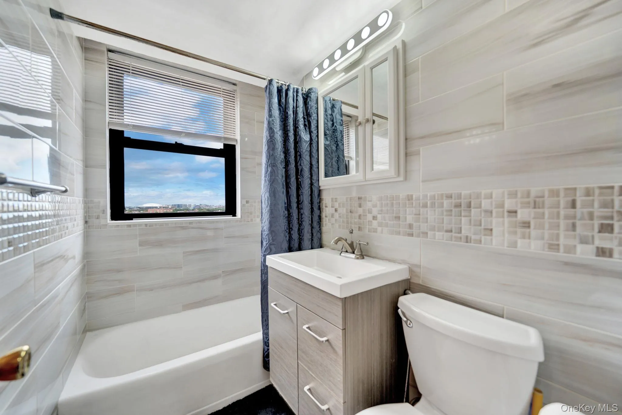 Bathroom Bathroom