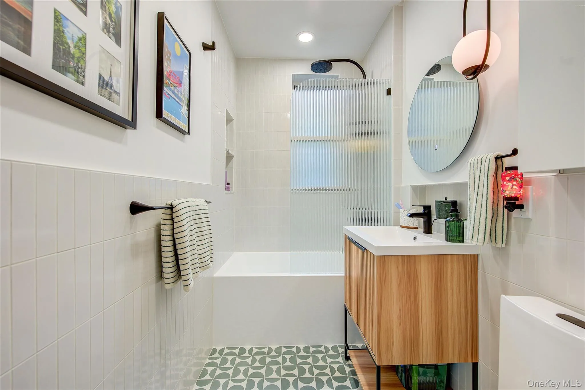 35-15 78th Street, New York, NY, 1 Bedroom Bedrooms, 4 Rooms Rooms,1 BathroomBathrooms,Residential,For Rent,78th,0,1008129 35-15 78th Street, New York, NY, 1 Bedroom Bedrooms, 4 Rooms Rooms,1 BathroomBathrooms,Residential,For Rent,78th,0,1008129