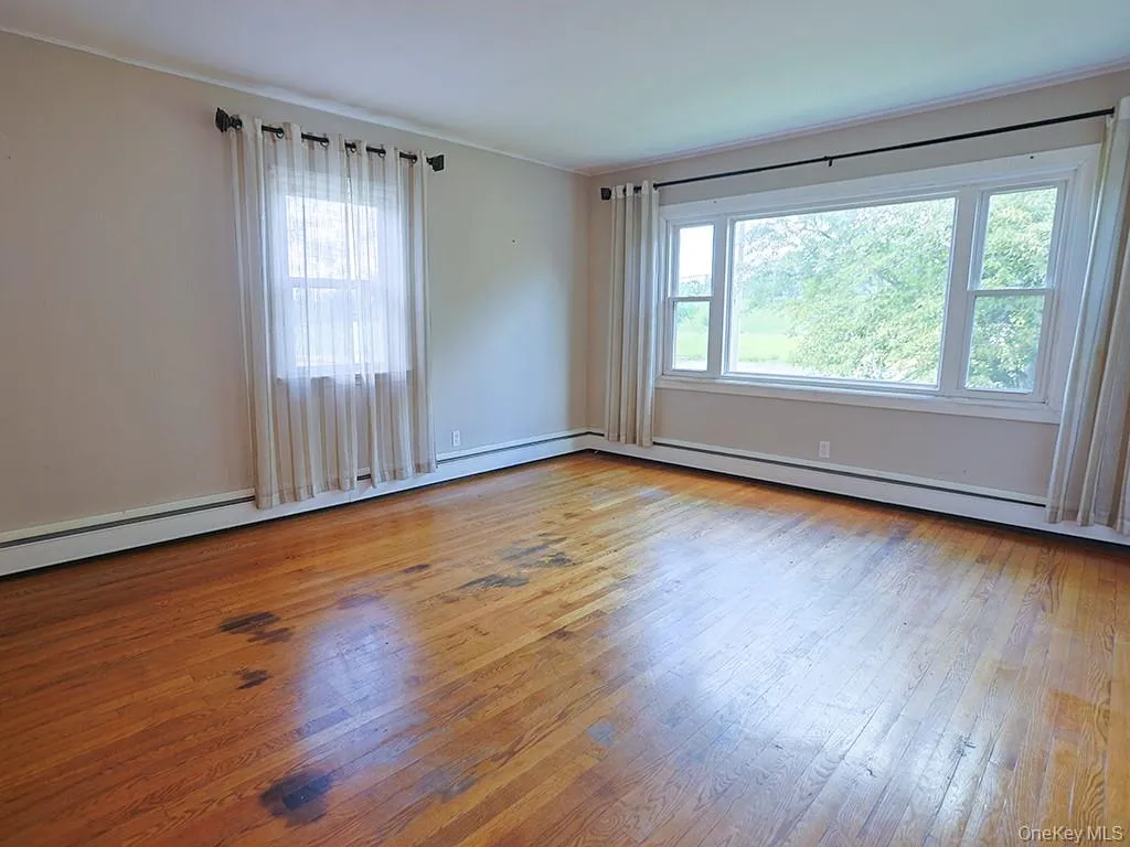 1414 Us Highway 6, Greenville, NY, 3 Bedrooms Bedrooms, 7 Rooms Rooms,1 BathroomBathrooms,Residential,For Rent,Us Highway 6,0,1008130 1414 Us Highway 6, Greenville, NY, 3 Bedrooms Bedrooms, 7 Rooms Rooms,1 BathroomBathrooms,Residential,For Rent,Us Highway 6,0,1008130