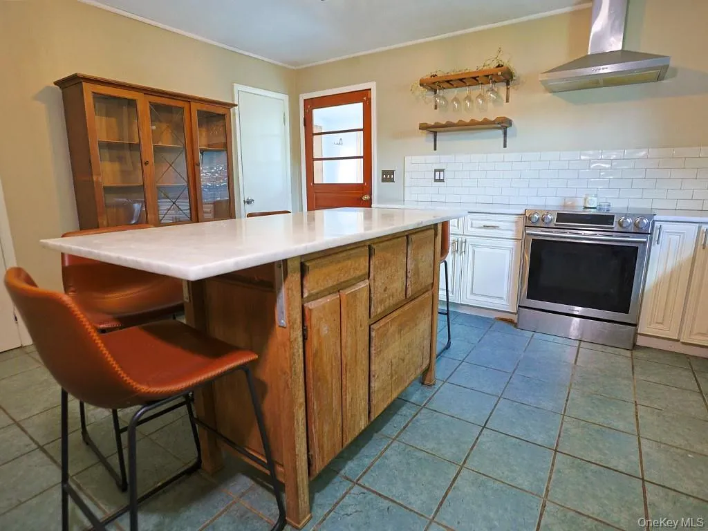1414 Us Highway 6, Greenville, NY, 3 Bedrooms Bedrooms, 7 Rooms Rooms,1 BathroomBathrooms,Residential,For Rent,Us Highway 6,0,1008130 1414 Us Highway 6, Greenville, NY, 3 Bedrooms Bedrooms, 7 Rooms Rooms,1 BathroomBathrooms,Residential,For Rent,Us Highway 6,0,1008130