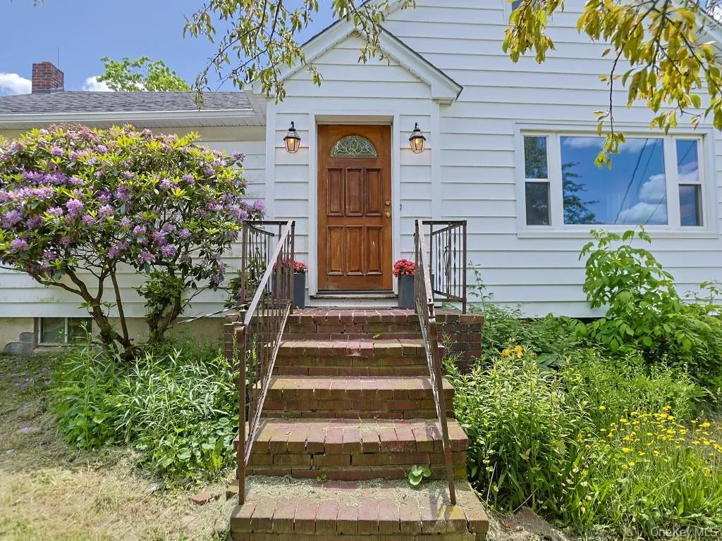1414 Us Highway 6, Greenville, NY, 3 Bedrooms Bedrooms, 7 Rooms Rooms,1 BathroomBathrooms,Residential,For Rent,Us Highway 6,0,1008130 1414 Us Highway 6, Greenville, NY, 3 Bedrooms Bedrooms, 7 Rooms Rooms,1 BathroomBathrooms,Residential,For Rent,Us Highway 6,0,1008130