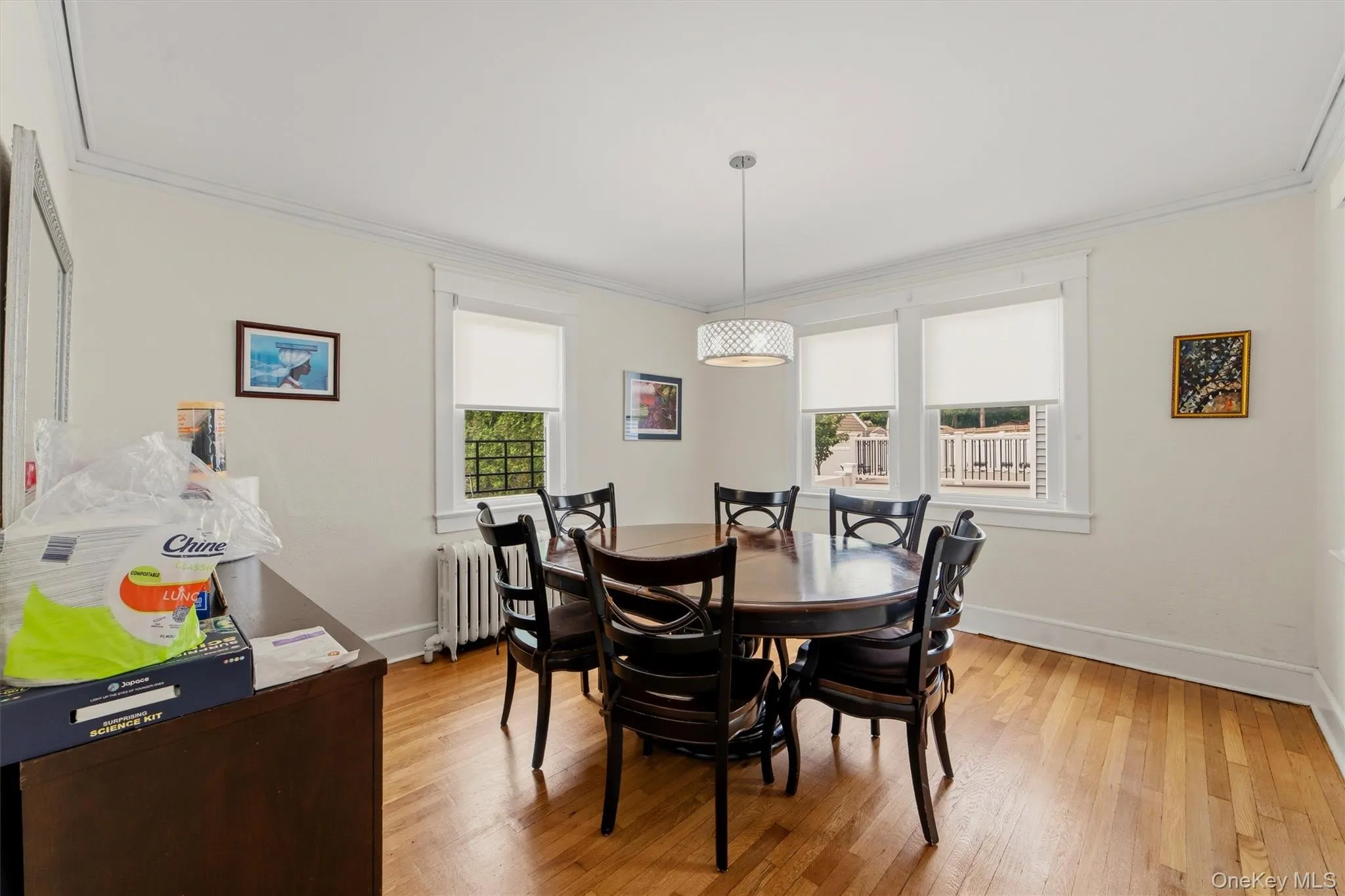 Diningroom large enough for table for 8 plus additional furniture Diningroom large enough for table for 8 plus additional furniture