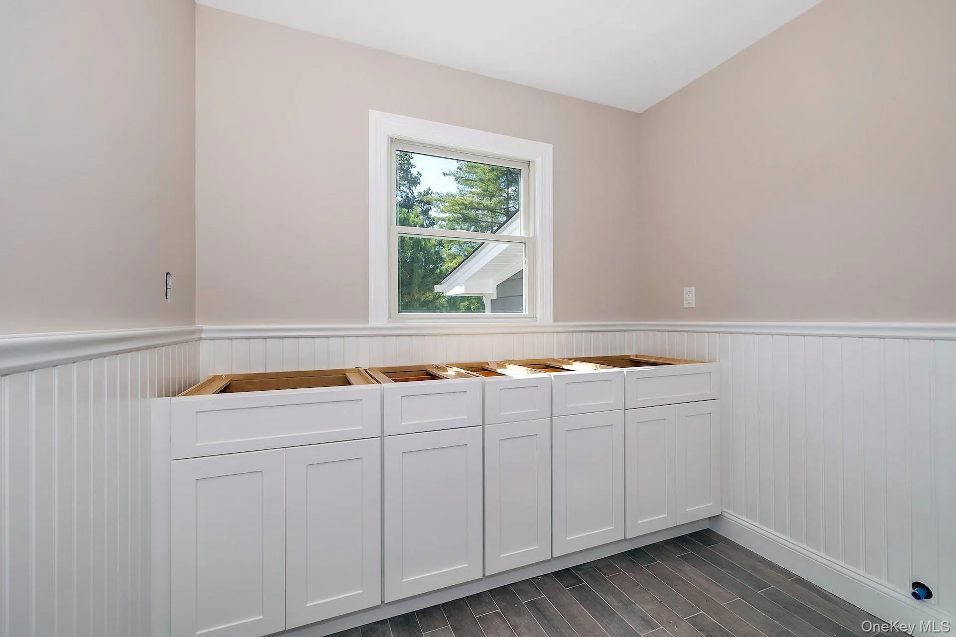 58 Marion Drive, New Rochelle, NY, 4 Bedrooms Bedrooms, 12 Rooms Rooms,3 BathroomsBathrooms,Residential Lease,For Rent,Marion,0,1008139 58 Marion Drive, New Rochelle, NY, 4 Bedrooms Bedrooms, 12 Rooms Rooms,3 BathroomsBathrooms,Residential Lease,For Rent,Marion,0,1008139