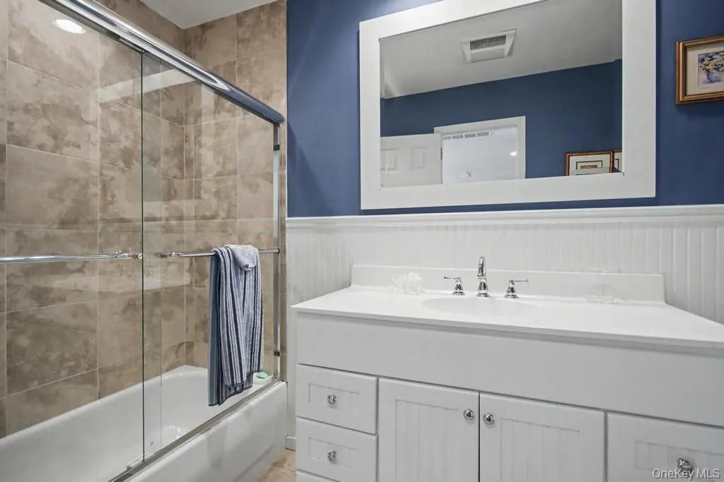86 Woods Brooke Terrace, Ossining, NY, 2 Bedrooms Bedrooms, 7 Rooms Rooms,2 BathroomsBathrooms,Residential,For Rent,Woods Brooke,0,1008140 86 Woods Brooke Terrace, Ossining, NY, 2 Bedrooms Bedrooms, 7 Rooms Rooms,2 BathroomsBathrooms,Residential,For Rent,Woods Brooke,0,1008140