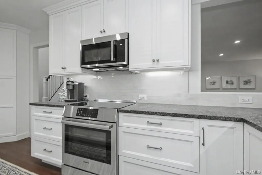 86 Woods Brooke Terrace, Ossining, NY, 2 Bedrooms Bedrooms, 7 Rooms Rooms,2 BathroomsBathrooms,Residential,For Rent,Woods Brooke,0,1008140 86 Woods Brooke Terrace, Ossining, NY, 2 Bedrooms Bedrooms, 7 Rooms Rooms,2 BathroomsBathrooms,Residential,For Rent,Woods Brooke,0,1008140
