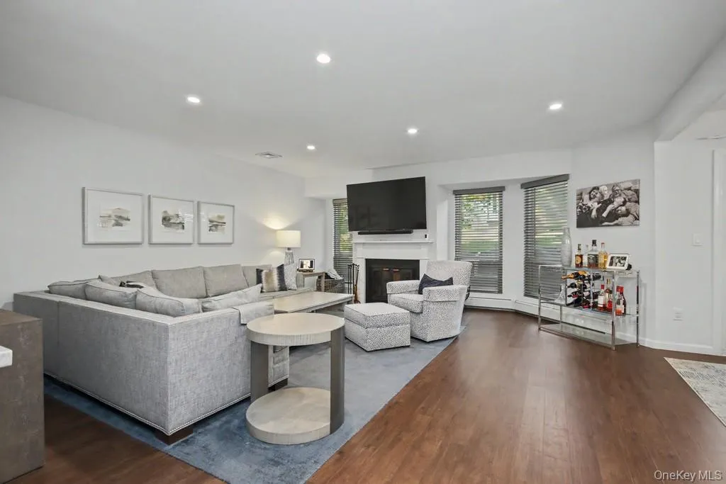 86 Woods Brooke Terrace, Ossining, NY, 2 Bedrooms Bedrooms, 7 Rooms Rooms,2 BathroomsBathrooms,Residential,For Rent,Woods Brooke,0,1008140 86 Woods Brooke Terrace, Ossining, NY, 2 Bedrooms Bedrooms, 7 Rooms Rooms,2 BathroomsBathrooms,Residential,For Rent,Woods Brooke,0,1008140