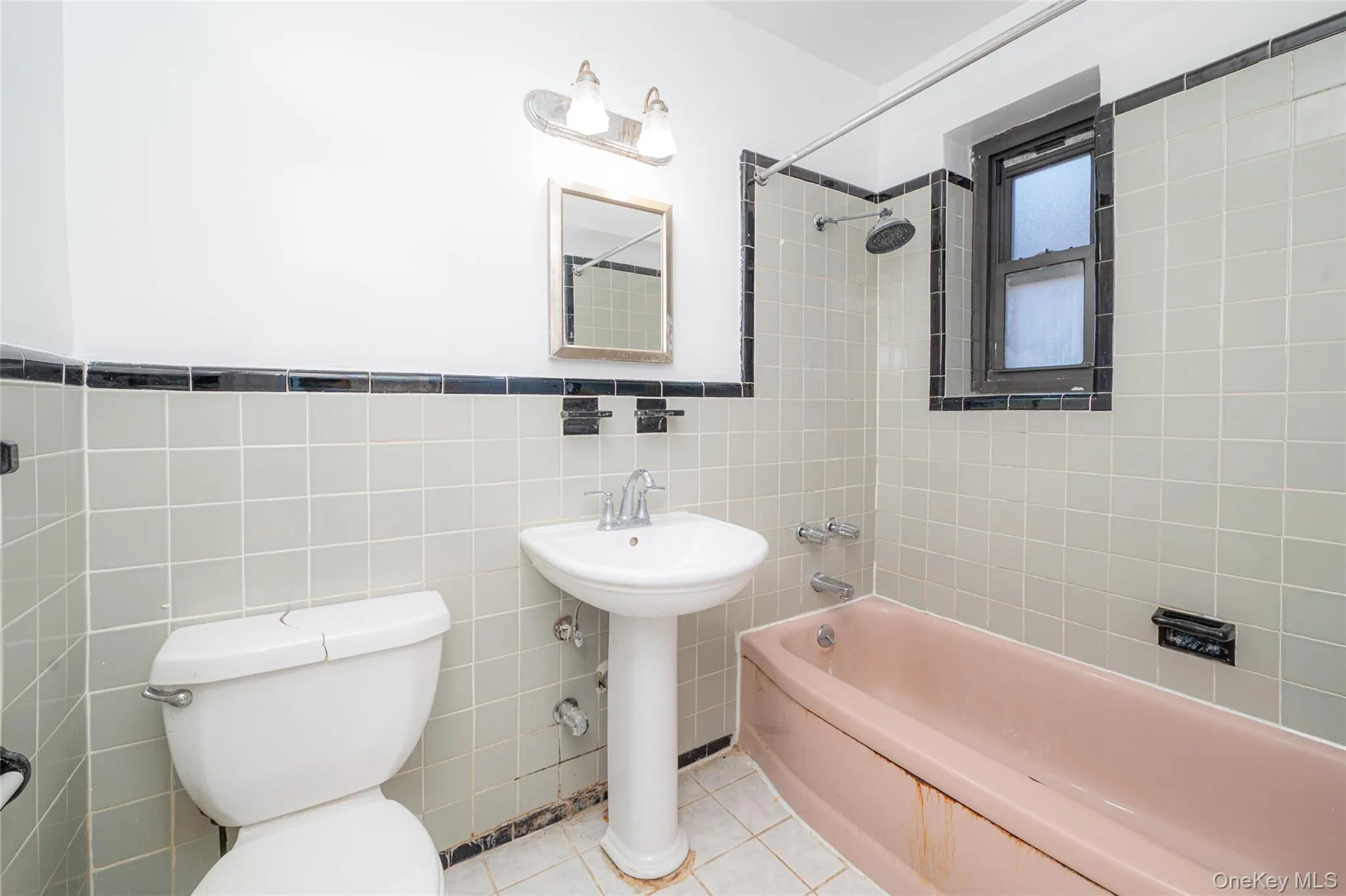 50 Brompton Road, North Hempstead, NY, 1 Bedroom Bedrooms, 4 Rooms Rooms,1 BathroomBathrooms,Residential,For Rent,Brompton,0,1008141 50 Brompton Road, North Hempstead, NY, 1 Bedroom Bedrooms, 4 Rooms Rooms,1 BathroomBathrooms,Residential,For Rent,Brompton,0,1008141