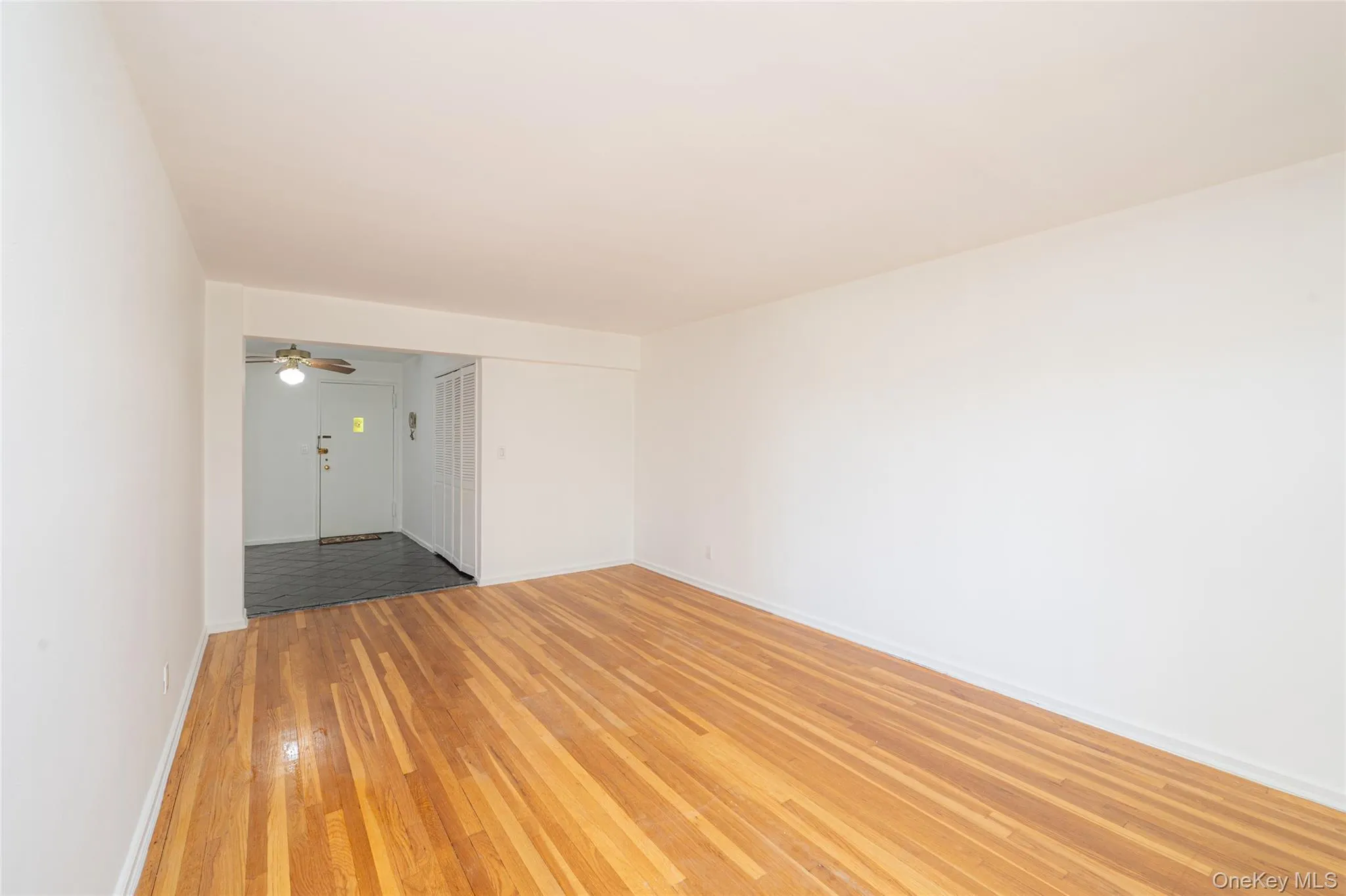50 Brompton Road, North Hempstead, NY, 1 Bedroom Bedrooms, 4 Rooms Rooms,1 BathroomBathrooms,Residential,For Rent,Brompton,0,1008141 50 Brompton Road, North Hempstead, NY, 1 Bedroom Bedrooms, 4 Rooms Rooms,1 BathroomBathrooms,Residential,For Rent,Brompton,0,1008141