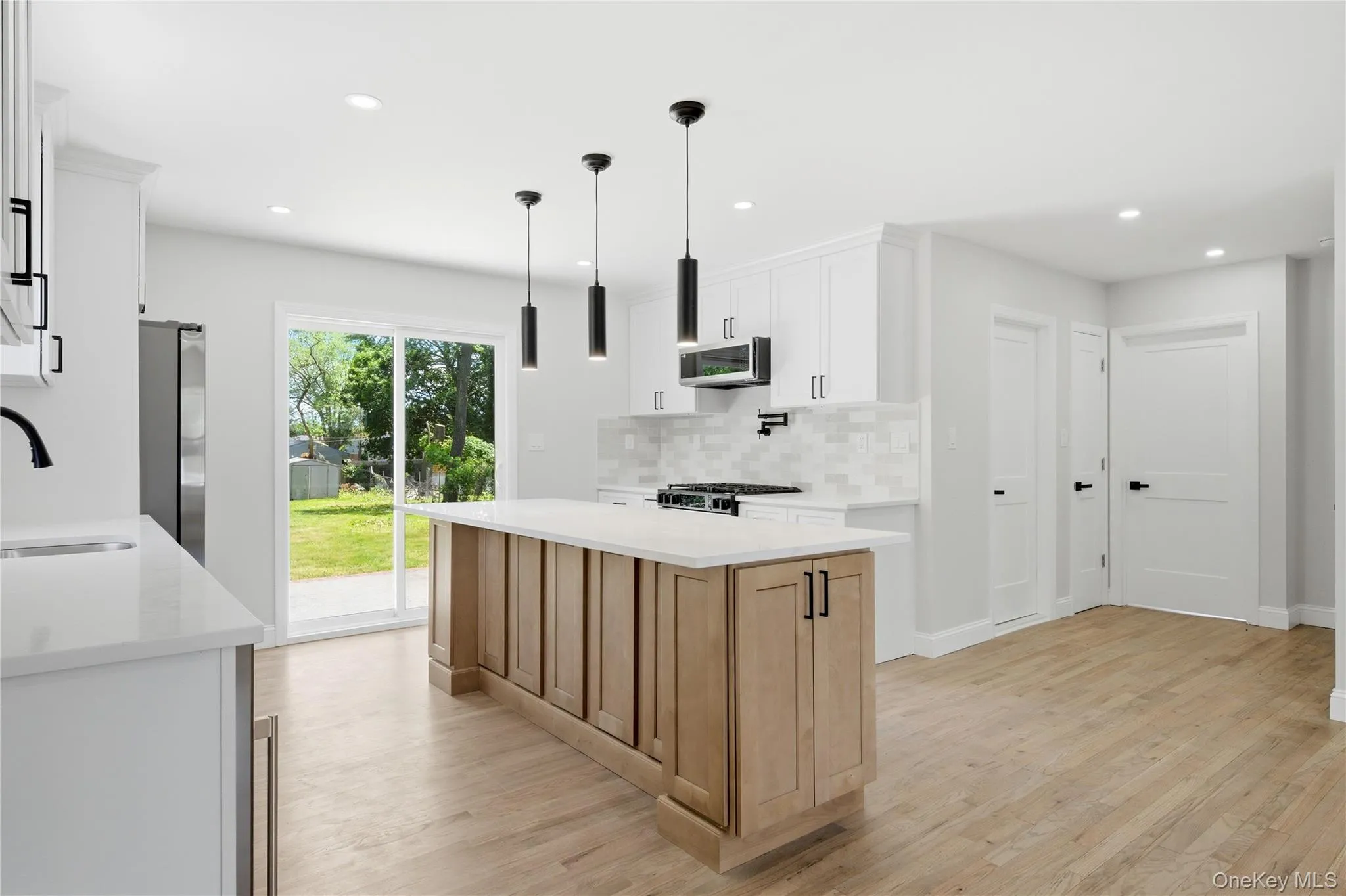 1707 Gardiner Drive, Islip, NY, 4 Bedrooms Bedrooms, 10 Rooms Rooms,3 BathroomsBathrooms,Residential,For Rent,Gardiner,0,1008142 1707 Gardiner Drive, Islip, NY, 4 Bedrooms Bedrooms, 10 Rooms Rooms,3 BathroomsBathrooms,Residential,For Rent,Gardiner,0,1008142