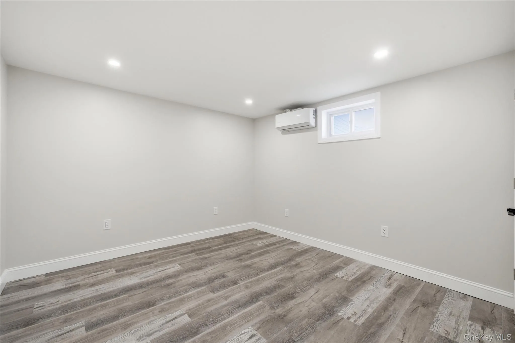 1707 Gardiner Drive, Islip, NY, 4 Bedrooms Bedrooms, 10 Rooms Rooms,3 BathroomsBathrooms,Residential,For Rent,Gardiner,0,1008142 1707 Gardiner Drive, Islip, NY, 4 Bedrooms Bedrooms, 10 Rooms Rooms,3 BathroomsBathrooms,Residential,For Rent,Gardiner,0,1008142