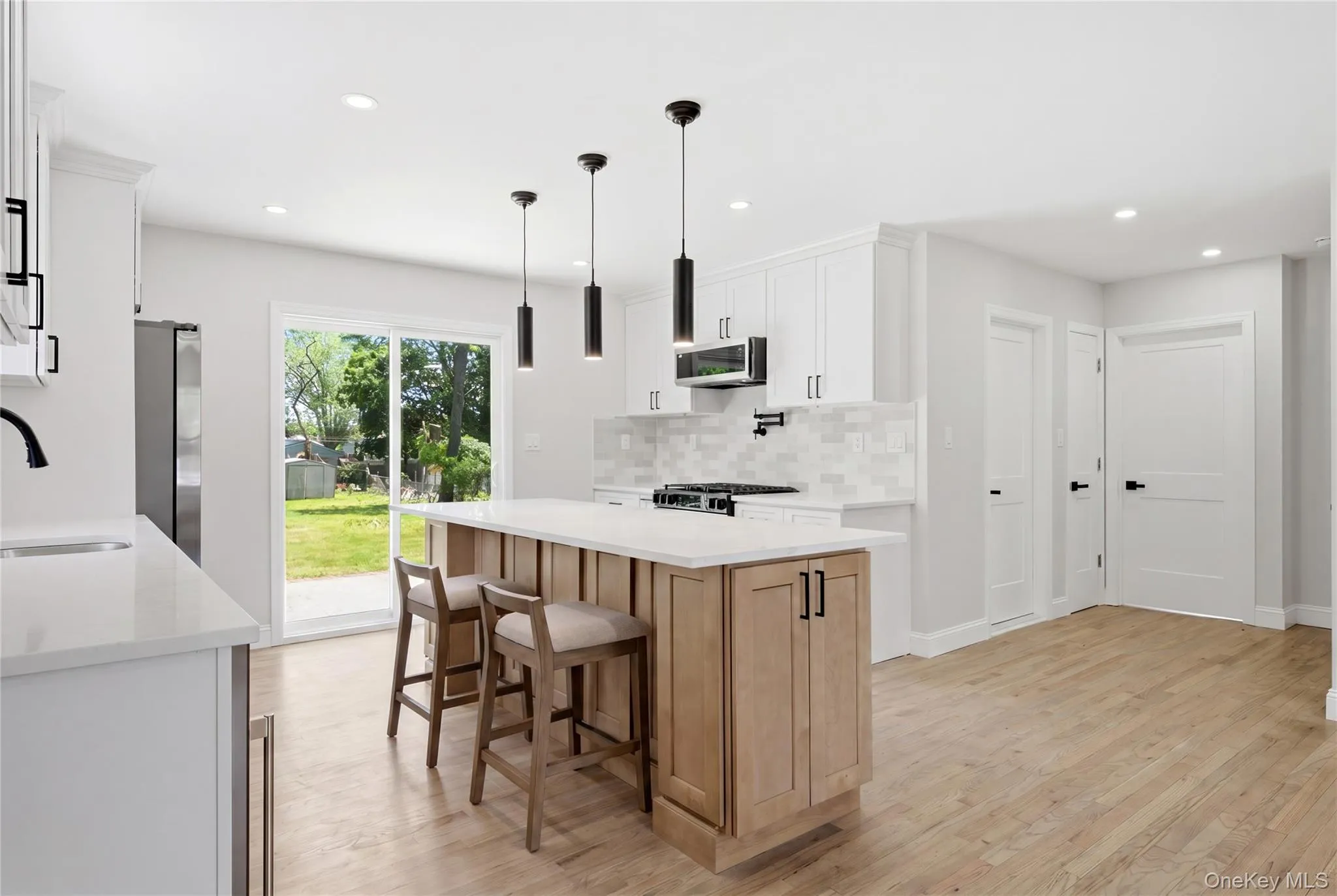 1707 Gardiner Drive, Islip, NY, 4 Bedrooms Bedrooms, 10 Rooms Rooms,3 BathroomsBathrooms,Residential,For Rent,Gardiner,0,1008142 1707 Gardiner Drive, Islip, NY, 4 Bedrooms Bedrooms, 10 Rooms Rooms,3 BathroomsBathrooms,Residential,For Rent,Gardiner,0,1008142