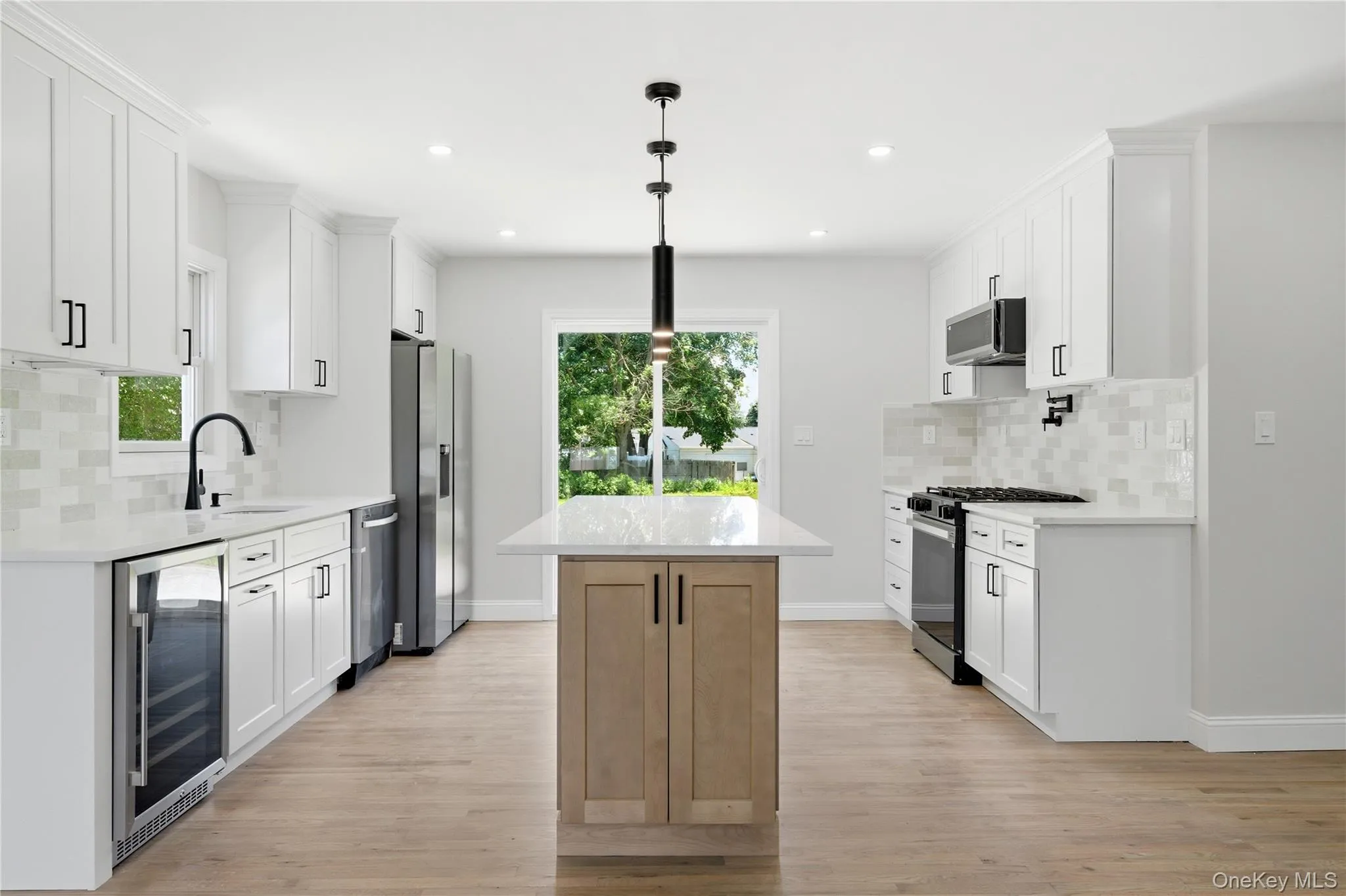 1707 Gardiner Drive, Islip, NY, 4 Bedrooms Bedrooms, 10 Rooms Rooms,3 BathroomsBathrooms,Residential,For Rent,Gardiner,0,1008142 1707 Gardiner Drive, Islip, NY, 4 Bedrooms Bedrooms, 10 Rooms Rooms,3 BathroomsBathrooms,Residential,For Rent,Gardiner,0,1008142