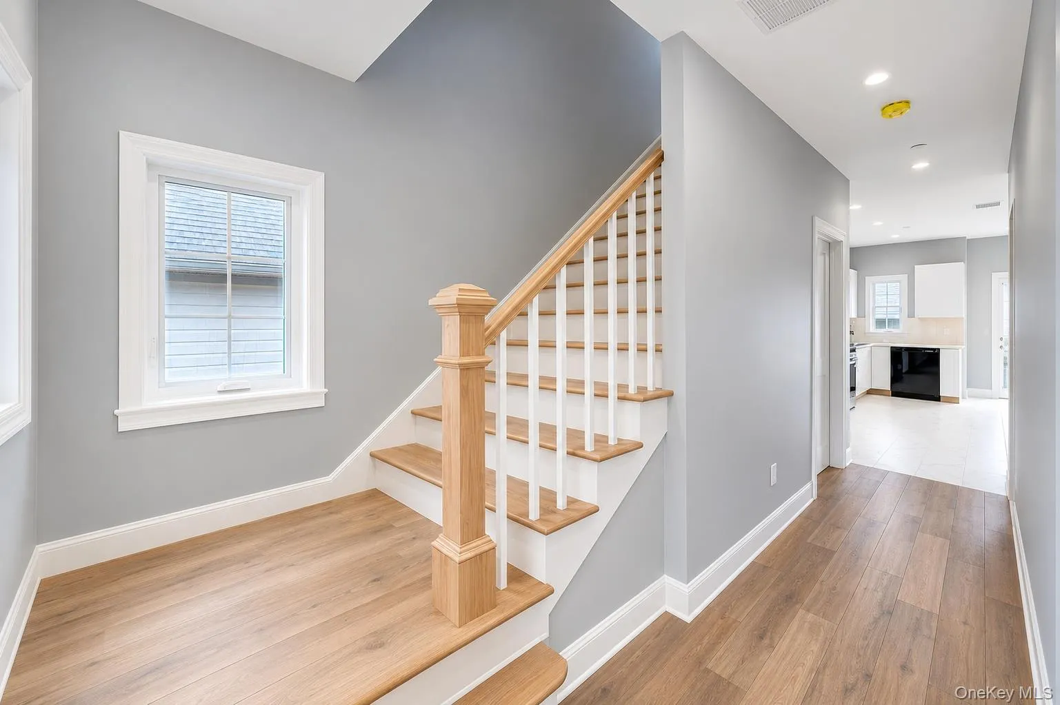 9 James Street, Hempstead, NY, 3 Bedrooms Bedrooms, 6 Rooms Rooms,2 BathroomsBathrooms,Residential,For Rent,James,0,1008148 9 James Street, Hempstead, NY, 3 Bedrooms Bedrooms, 6 Rooms Rooms,2 BathroomsBathrooms,Residential,For Rent,James,0,1008148