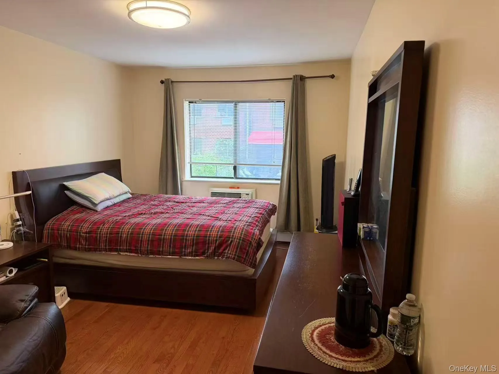 7140 163rd Street, New York, NY, 2 Bedrooms Bedrooms, 5 Rooms Rooms,2 BathroomsBathrooms,Residential Lease,For Rent,163rd,0,1008150 7140 163rd Street, New York, NY, 2 Bedrooms Bedrooms, 5 Rooms Rooms,2 BathroomsBathrooms,Residential Lease,For Rent,163rd,0,1008150