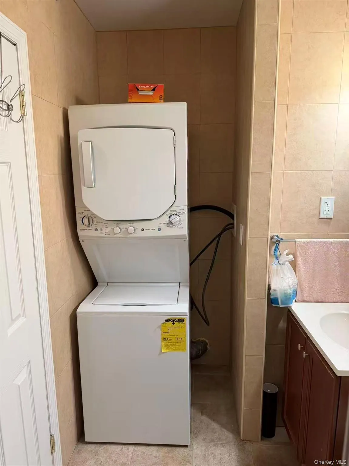7140 163rd Street, New York, NY, 2 Bedrooms Bedrooms, 5 Rooms Rooms,2 BathroomsBathrooms,Residential Lease,For Rent,163rd,0,1008150 7140 163rd Street, New York, NY, 2 Bedrooms Bedrooms, 5 Rooms Rooms,2 BathroomsBathrooms,Residential Lease,For Rent,163rd,0,1008150