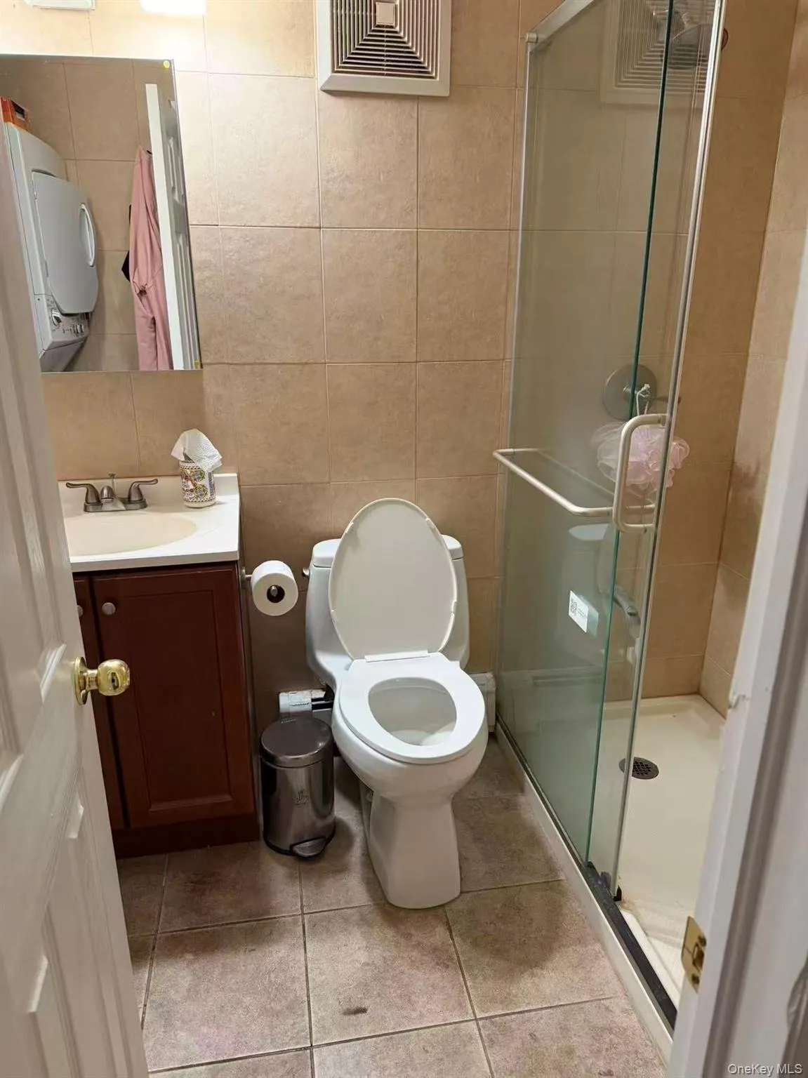 7140 163rd Street, New York, NY, 2 Bedrooms Bedrooms, 5 Rooms Rooms,2 BathroomsBathrooms,Residential Lease,For Rent,163rd,0,1008150 7140 163rd Street, New York, NY, 2 Bedrooms Bedrooms, 5 Rooms Rooms,2 BathroomsBathrooms,Residential Lease,For Rent,163rd,0,1008150