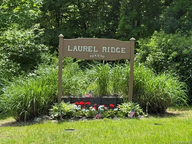 56 High Hill Road, Tuxedo, NY, 2 Bedrooms Bedrooms, 6 Rooms Rooms,1 BathroomBathrooms,Residential,For Rent,High Hill,0,1008151 56 High Hill Road, Tuxedo, NY, 2 Bedrooms Bedrooms, 6 Rooms Rooms,1 BathroomBathrooms,Residential,For Rent,High Hill,0,1008151