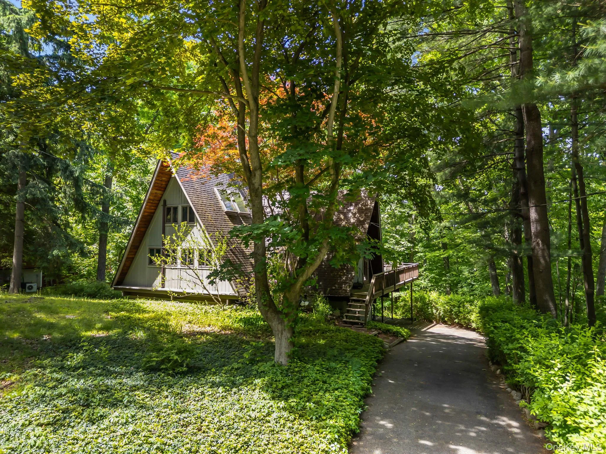 56 High Hill Road, Tuxedo, NY, 2 Bedrooms Bedrooms, 6 Rooms Rooms,1 BathroomBathrooms,Residential,For Rent,High Hill,0,1008151 56 High Hill Road, Tuxedo, NY, 2 Bedrooms Bedrooms, 6 Rooms Rooms,1 BathroomBathrooms,Residential,For Rent,High Hill,0,1008151