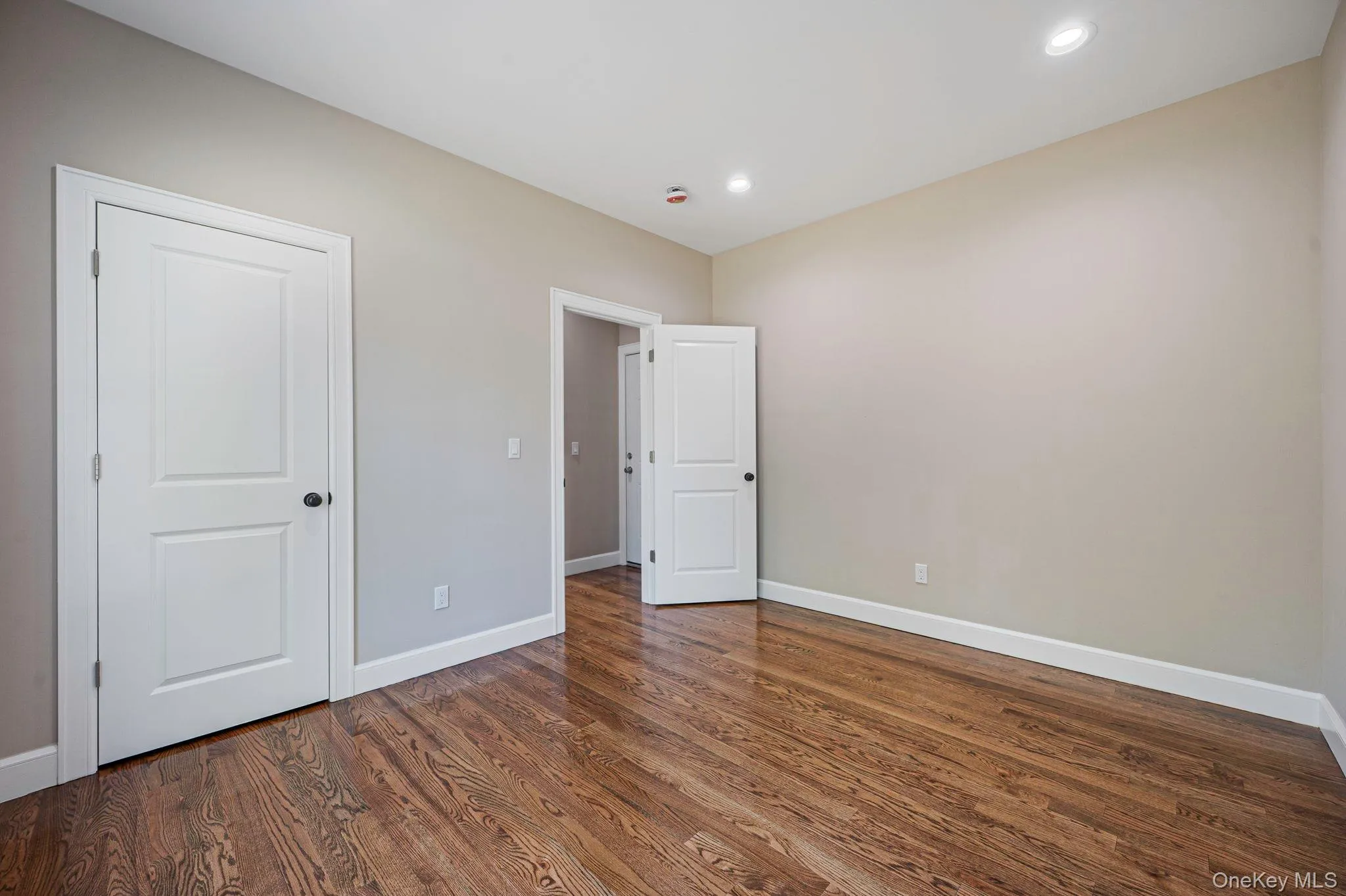 11 Henry Avenue, Brookhaven, NY, 5 Bedrooms Bedrooms, 8 Rooms Rooms,3 BathroomsBathrooms,Residential,For Rent,Henry,0,1008152 11 Henry Avenue, Brookhaven, NY, 5 Bedrooms Bedrooms, 8 Rooms Rooms,3 BathroomsBathrooms,Residential,For Rent,Henry,0,1008152