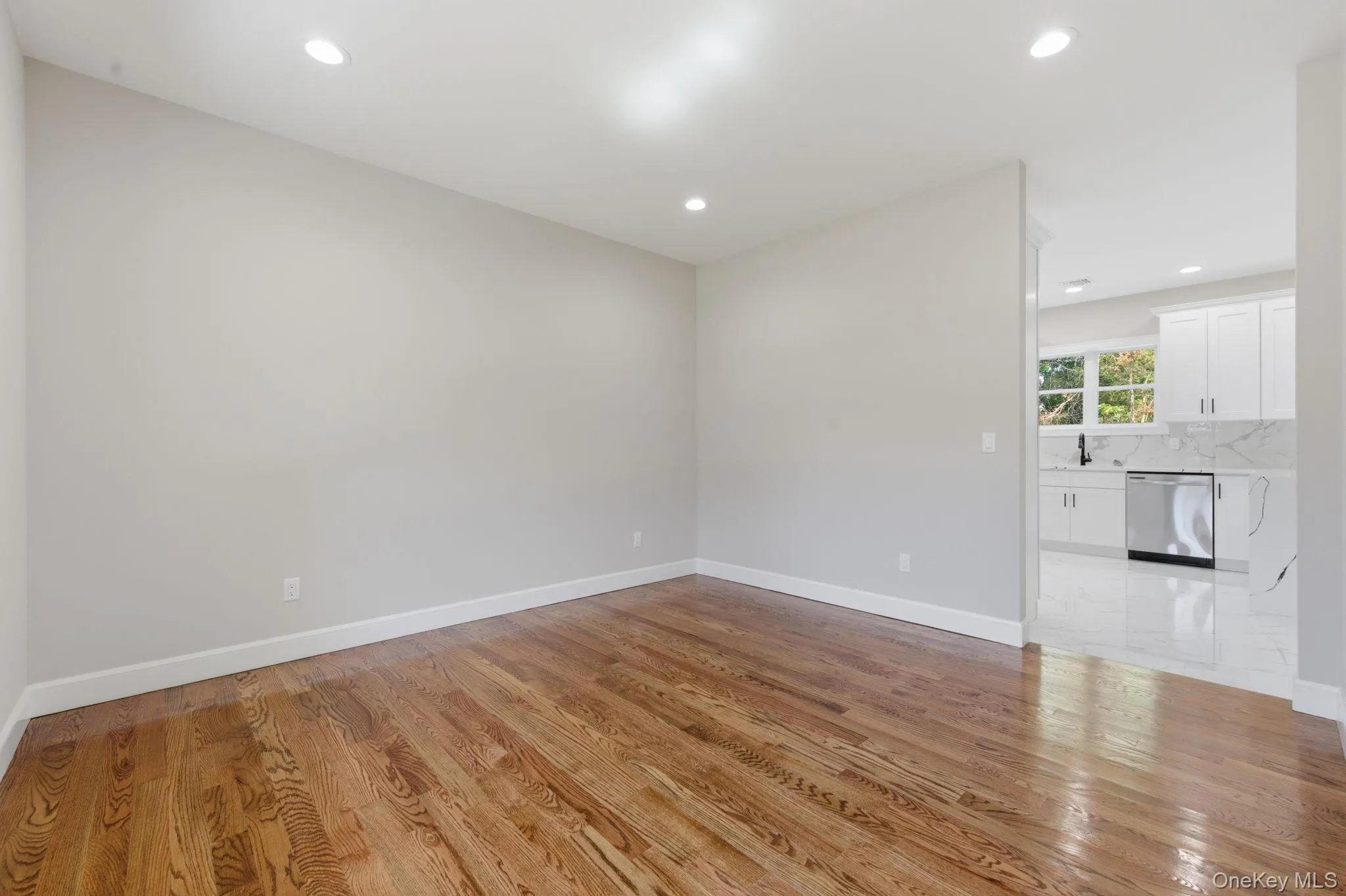 11 Henry Avenue, Brookhaven, NY, 5 Bedrooms Bedrooms, 8 Rooms Rooms,3 BathroomsBathrooms,Residential,For Rent,Henry,0,1008152 11 Henry Avenue, Brookhaven, NY, 5 Bedrooms Bedrooms, 8 Rooms Rooms,3 BathroomsBathrooms,Residential,For Rent,Henry,0,1008152
