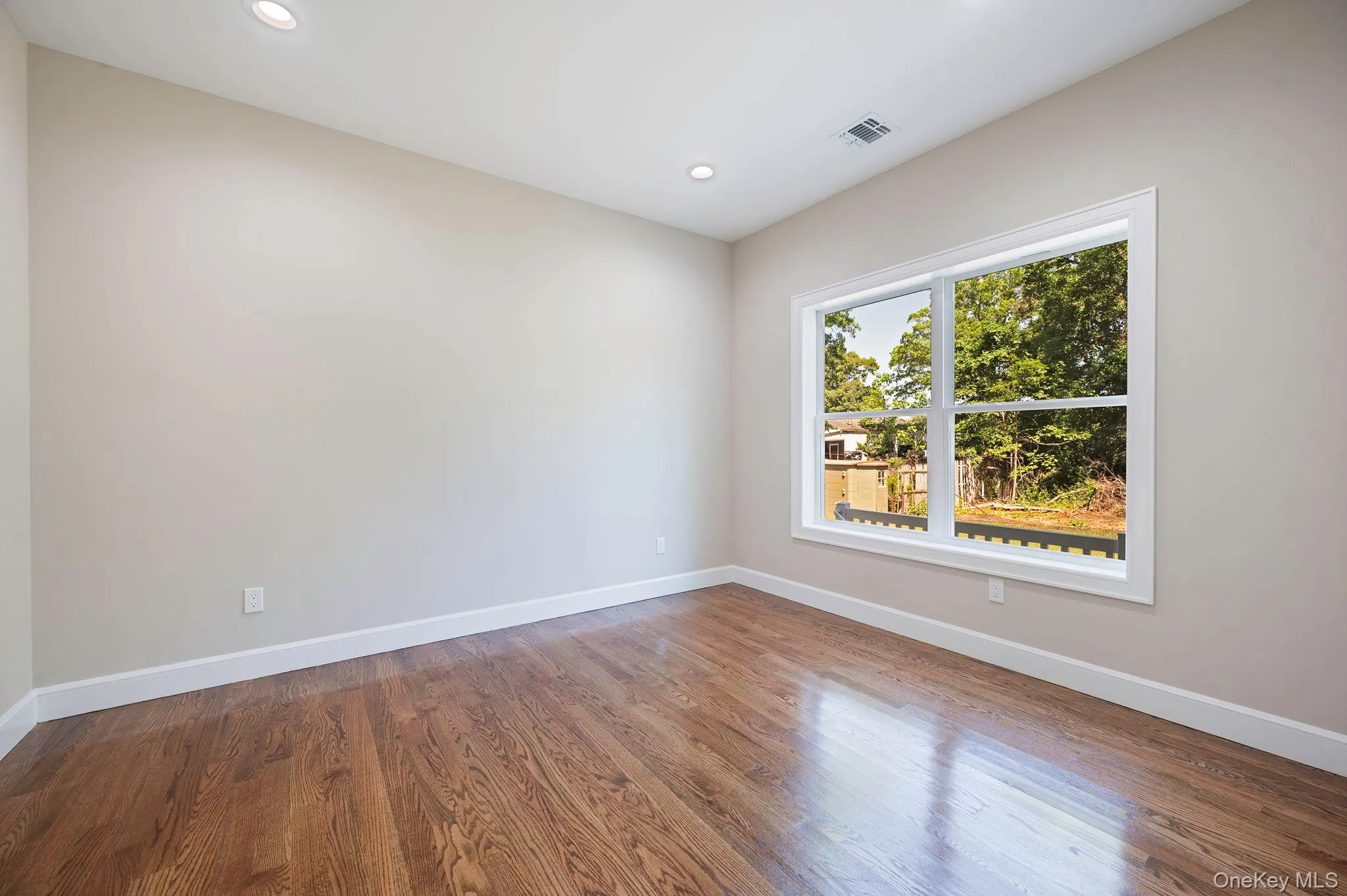 11 Henry Avenue, Brookhaven, NY, 5 Bedrooms Bedrooms, 8 Rooms Rooms,3 BathroomsBathrooms,Residential,For Rent,Henry,0,1008152 11 Henry Avenue, Brookhaven, NY, 5 Bedrooms Bedrooms, 8 Rooms Rooms,3 BathroomsBathrooms,Residential,For Rent,Henry,0,1008152