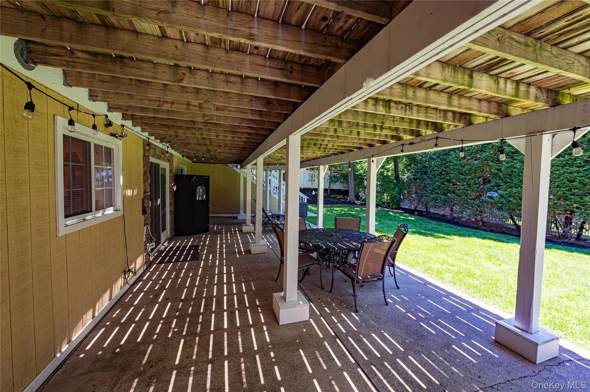 94 Woodhull Road, Huntington, NY, 5 Bedrooms Bedrooms, 12 Rooms Rooms,4 BathroomsBathrooms,Residential,For Rent,Woodhull,0,1008156 94 Woodhull Road, Huntington, NY, 5 Bedrooms Bedrooms, 12 Rooms Rooms,4 BathroomsBathrooms,Residential,For Rent,Woodhull,0,1008156