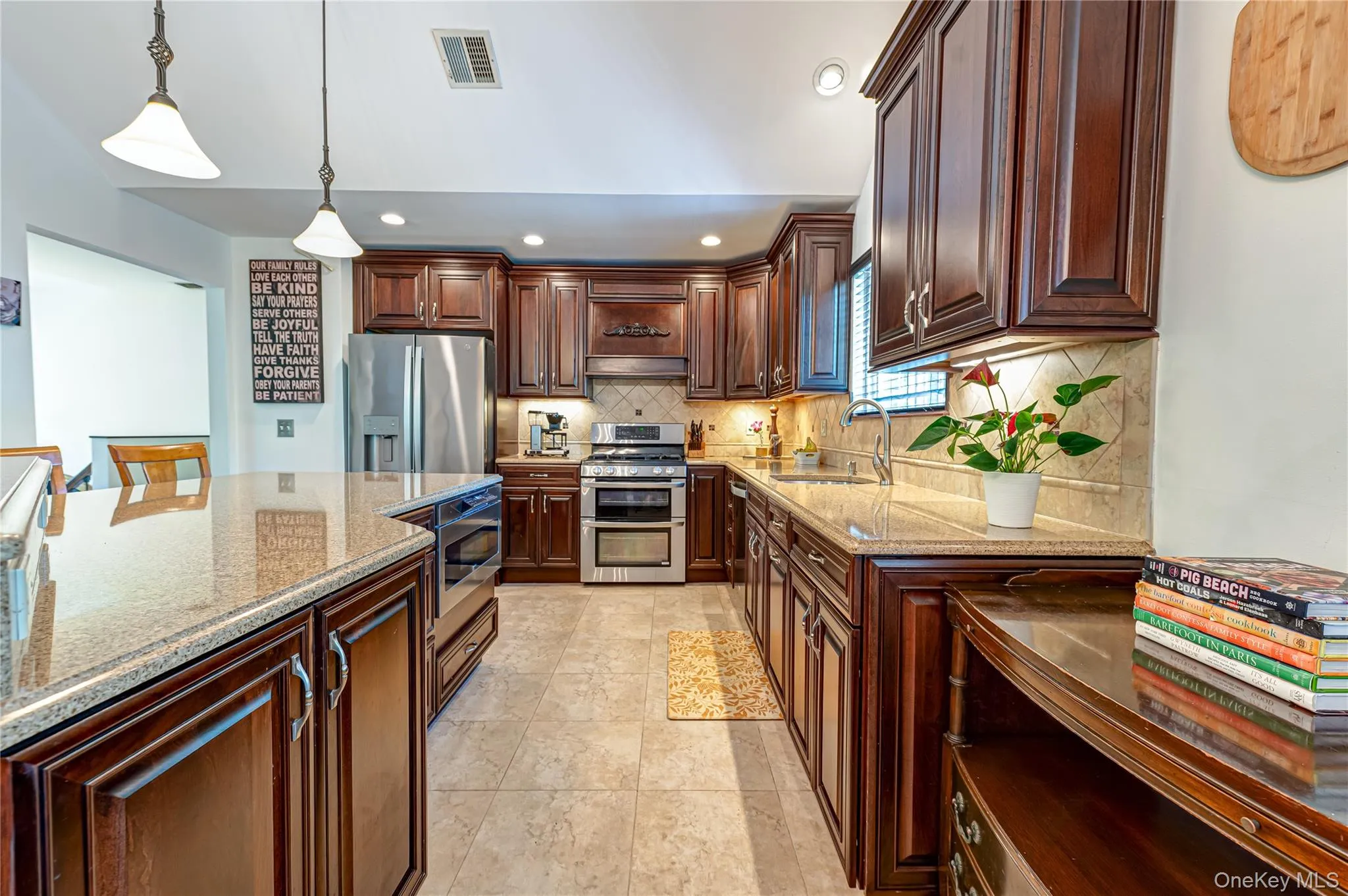 94 Woodhull Road, Huntington, NY, 5 Bedrooms Bedrooms, 12 Rooms Rooms,4 BathroomsBathrooms,Residential,For Rent,Woodhull,0,1008156 94 Woodhull Road, Huntington, NY, 5 Bedrooms Bedrooms, 12 Rooms Rooms,4 BathroomsBathrooms,Residential,For Rent,Woodhull,0,1008156