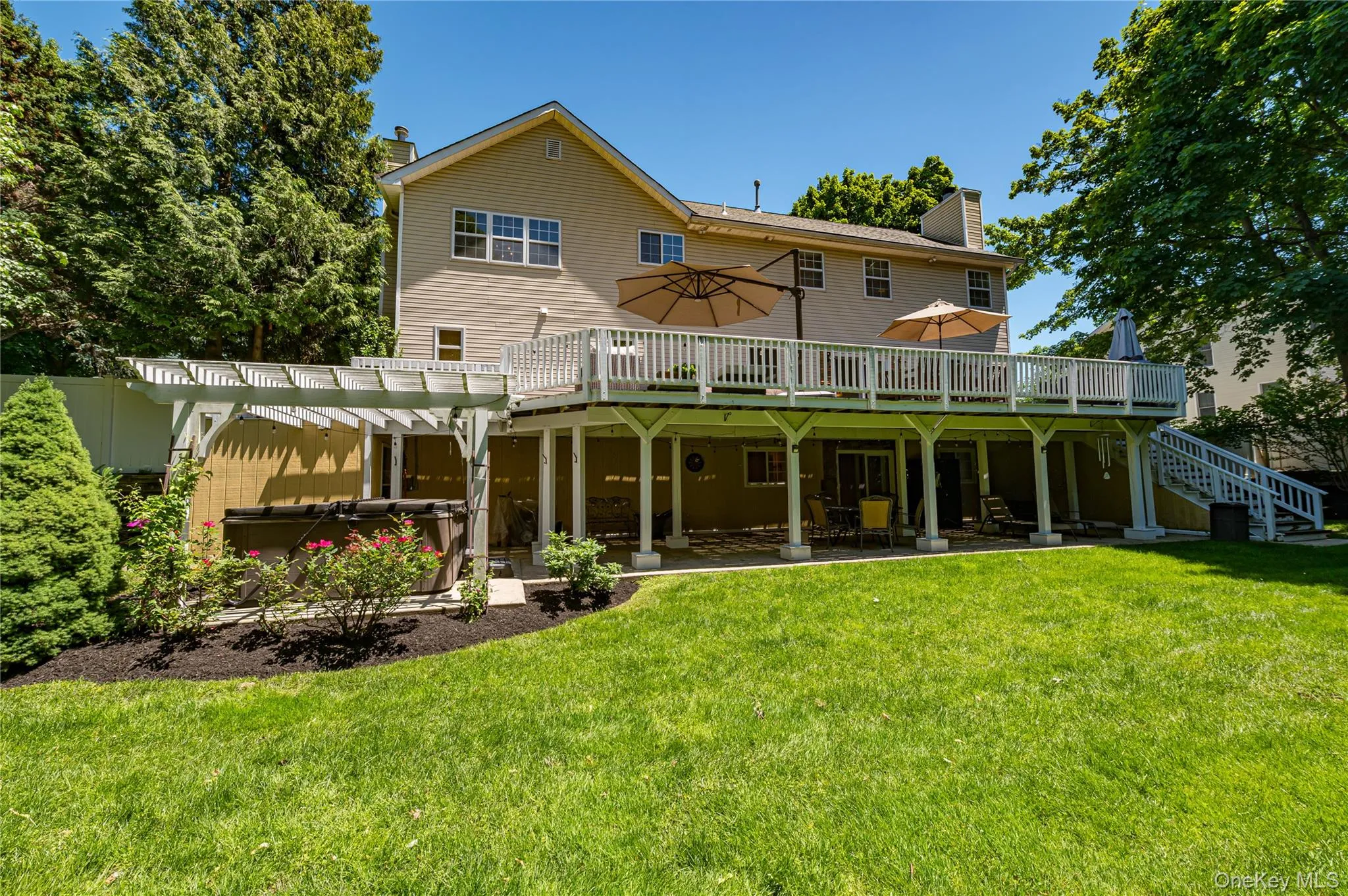 94 Woodhull Road, Huntington, NY, 5 Bedrooms Bedrooms, 12 Rooms Rooms,4 BathroomsBathrooms,Residential,For Rent,Woodhull,0,1008156 94 Woodhull Road, Huntington, NY, 5 Bedrooms Bedrooms, 12 Rooms Rooms,4 BathroomsBathrooms,Residential,For Rent,Woodhull,0,1008156