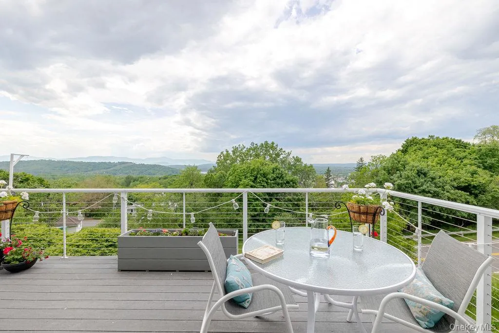 9 Van Winkle Road, Hudson, NY, 3 Bedrooms Bedrooms, 10 Rooms Rooms,3 BathroomsBathrooms,Residential,For Rent,Van Winkle,0,1008159 9 Van Winkle Road, Hudson, NY, 3 Bedrooms Bedrooms, 10 Rooms Rooms,3 BathroomsBathrooms,Residential,For Rent,Van Winkle,0,1008159
