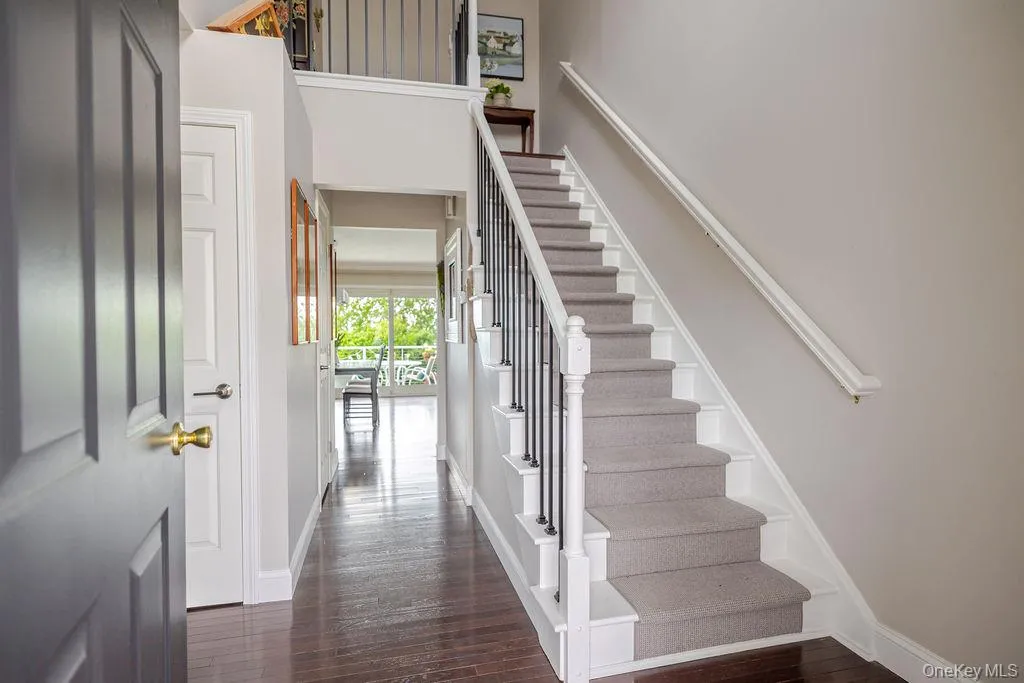 9 Van Winkle Road, Hudson, NY, 3 Bedrooms Bedrooms, 10 Rooms Rooms,3 BathroomsBathrooms,Residential,For Rent,Van Winkle,0,1008159 9 Van Winkle Road, Hudson, NY, 3 Bedrooms Bedrooms, 10 Rooms Rooms,3 BathroomsBathrooms,Residential,For Rent,Van Winkle,0,1008159