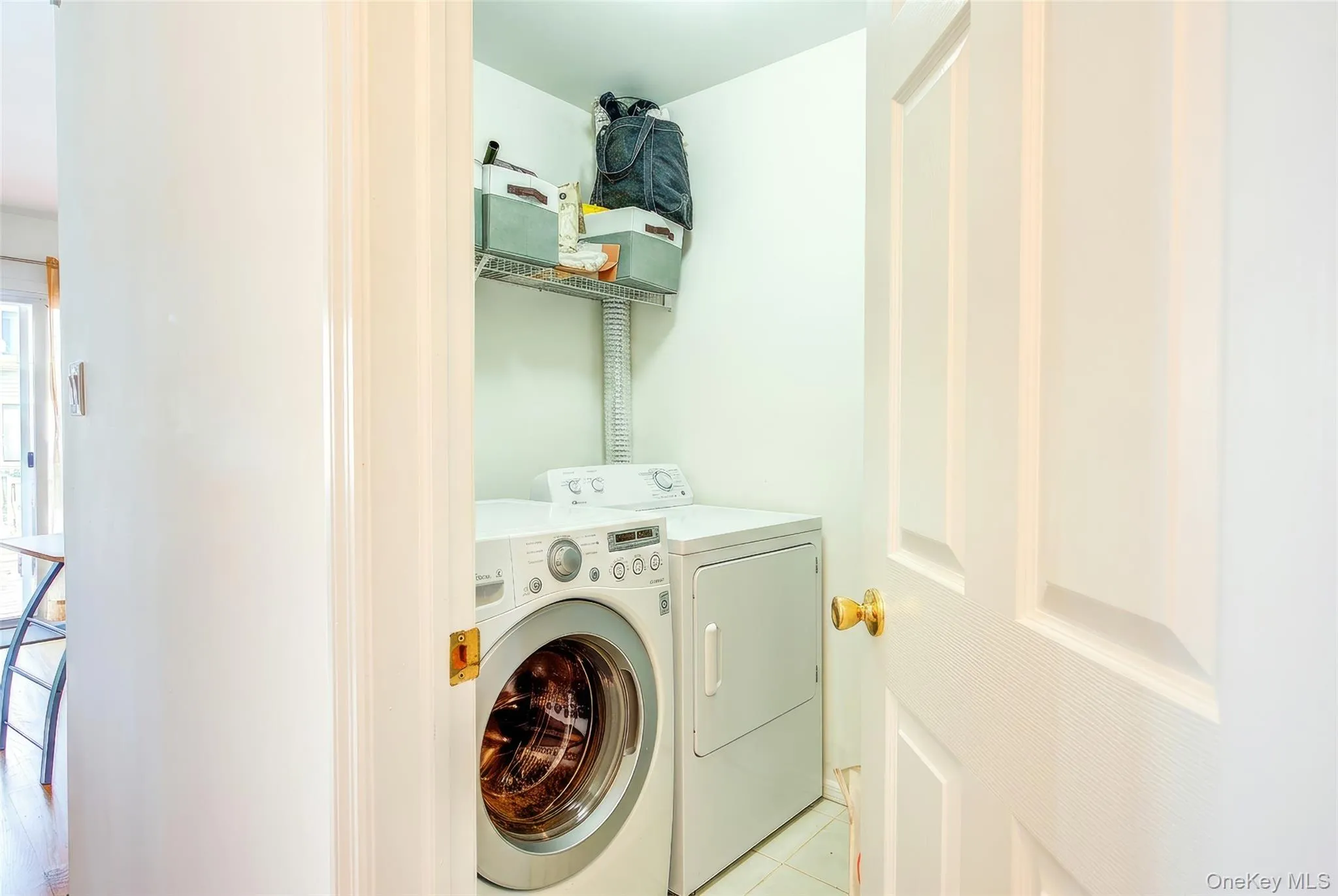 913 Arctic Street, Babylon, NY, 4 Bedrooms Bedrooms, 10 Rooms Rooms,2 BathroomsBathrooms,Residential,For Rent,Arctic,0,1008168 913 Arctic Street, Babylon, NY, 4 Bedrooms Bedrooms, 10 Rooms Rooms,2 BathroomsBathrooms,Residential,For Rent,Arctic,0,1008168