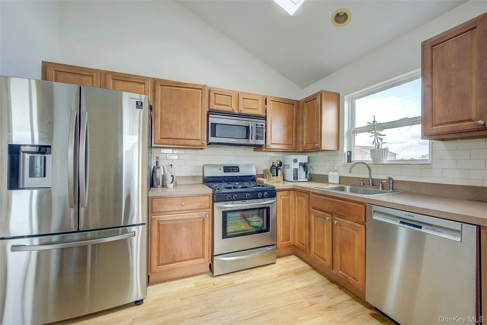 913 Arctic Street, Babylon, NY, 4 Bedrooms Bedrooms, 10 Rooms Rooms,2 BathroomsBathrooms,Residential,For Rent,Arctic,0,1008168 913 Arctic Street, Babylon, NY, 4 Bedrooms Bedrooms, 10 Rooms Rooms,2 BathroomsBathrooms,Residential,For Rent,Arctic,0,1008168