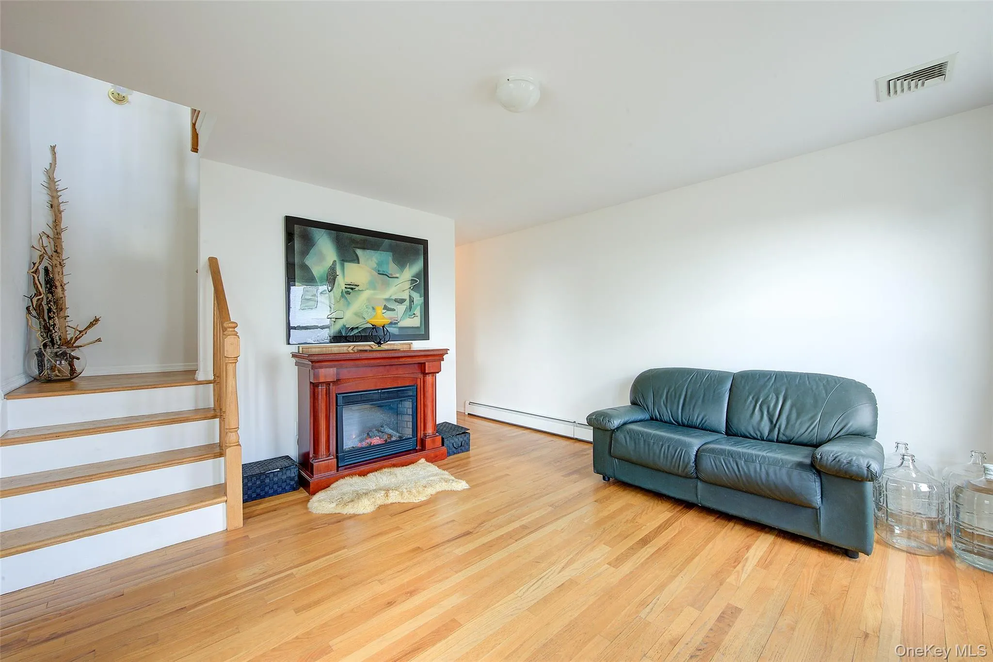 913 Arctic Street, Babylon, NY, 4 Bedrooms Bedrooms, 10 Rooms Rooms,2 BathroomsBathrooms,Residential,For Rent,Arctic,0,1008168 913 Arctic Street, Babylon, NY, 4 Bedrooms Bedrooms, 10 Rooms Rooms,2 BathroomsBathrooms,Residential,For Rent,Arctic,0,1008168