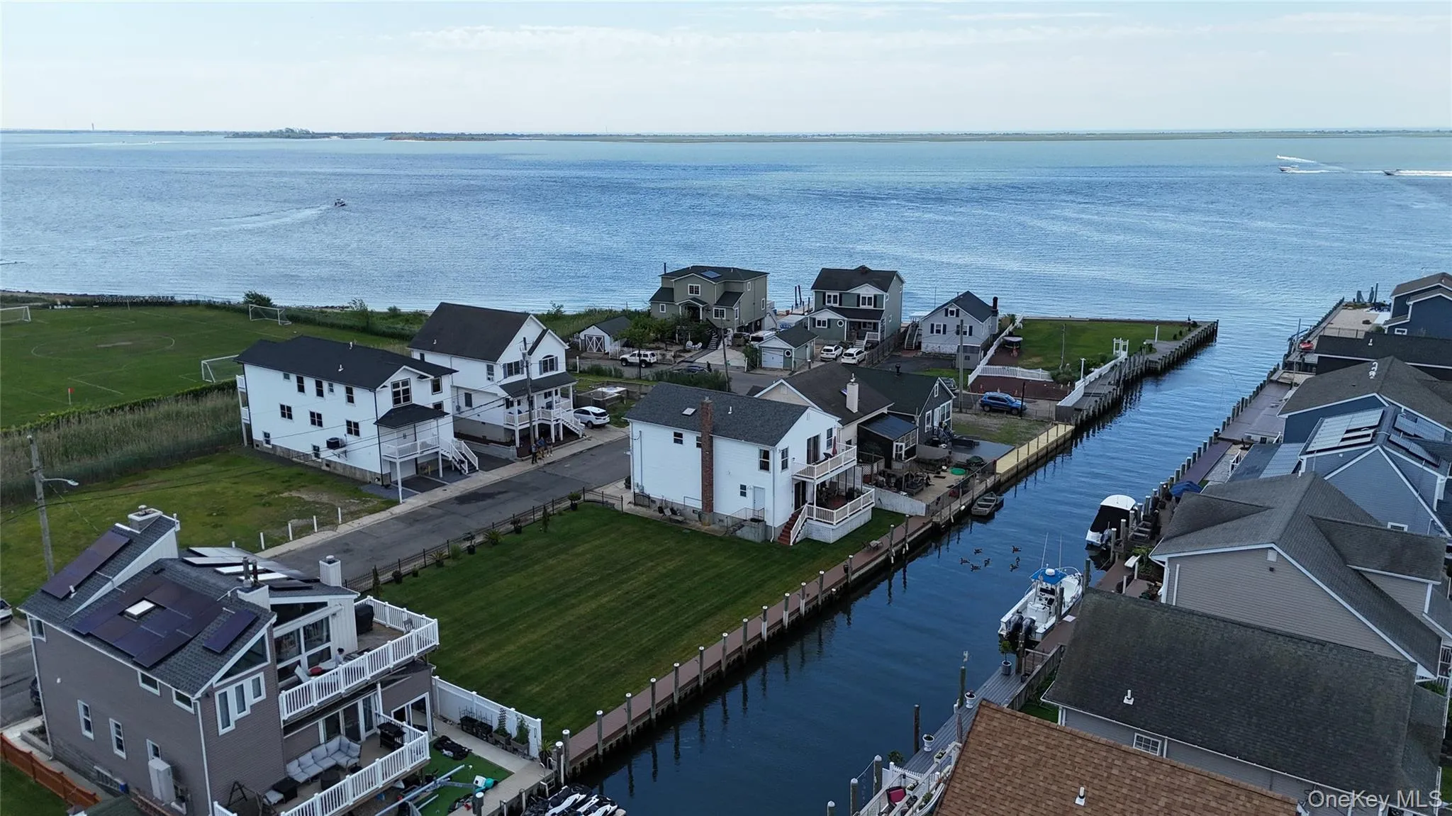913 Arctic Street, Babylon, NY, 4 Bedrooms Bedrooms, 10 Rooms Rooms,2 BathroomsBathrooms,Residential,For Rent,Arctic,0,1008168 913 Arctic Street, Babylon, NY, 4 Bedrooms Bedrooms, 10 Rooms Rooms,2 BathroomsBathrooms,Residential,For Rent,Arctic,0,1008168