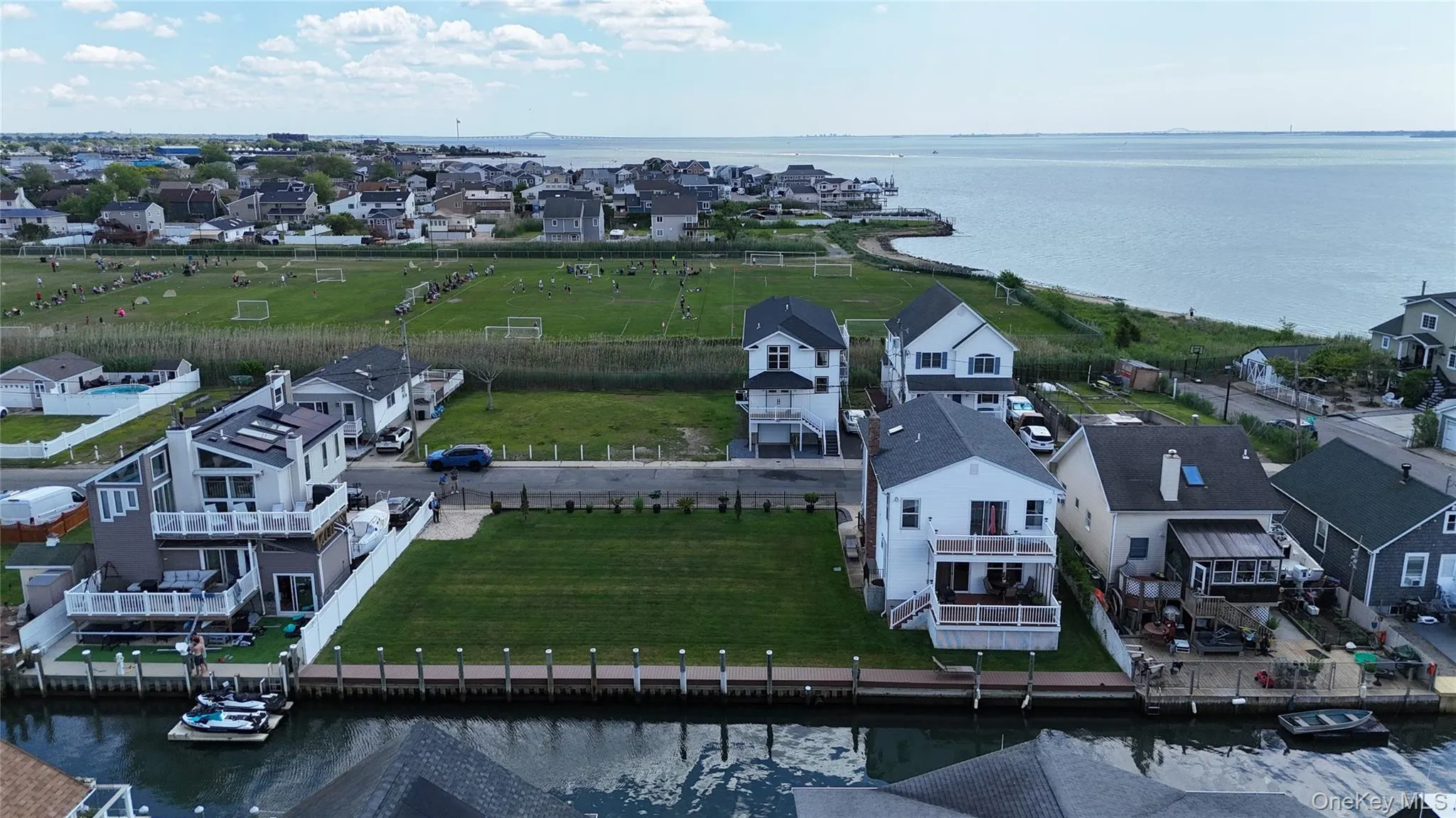 913 Arctic Street, Babylon, NY, 4 Bedrooms Bedrooms, 10 Rooms Rooms,2 BathroomsBathrooms,Residential,For Rent,Arctic,0,1008168 913 Arctic Street, Babylon, NY, 4 Bedrooms Bedrooms, 10 Rooms Rooms,2 BathroomsBathrooms,Residential,For Rent,Arctic,0,1008168