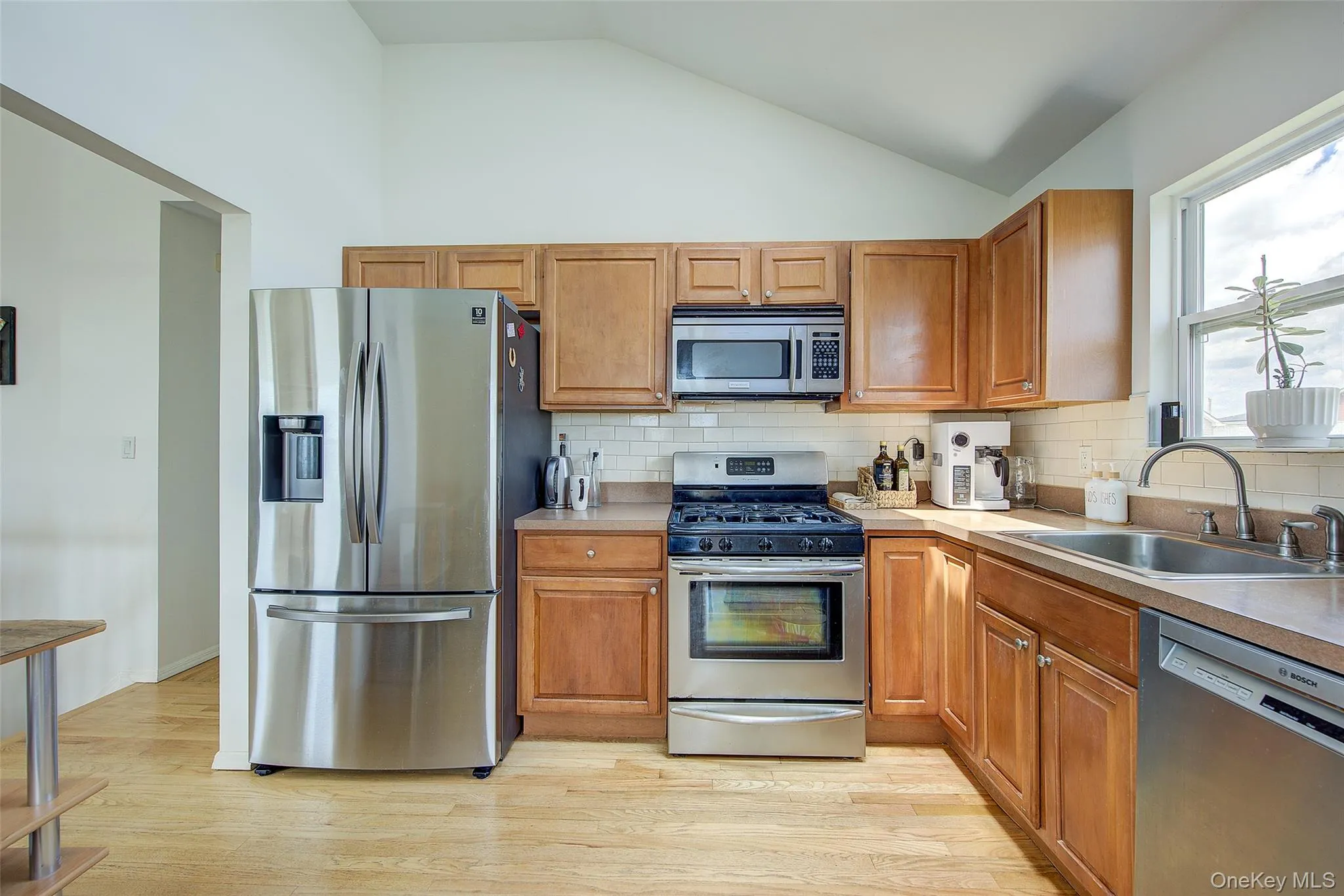 913 Arctic Street, Babylon, NY, 4 Bedrooms Bedrooms, 10 Rooms Rooms,2 BathroomsBathrooms,Residential,For Rent,Arctic,0,1008168 913 Arctic Street, Babylon, NY, 4 Bedrooms Bedrooms, 10 Rooms Rooms,2 BathroomsBathrooms,Residential,For Rent,Arctic,0,1008168