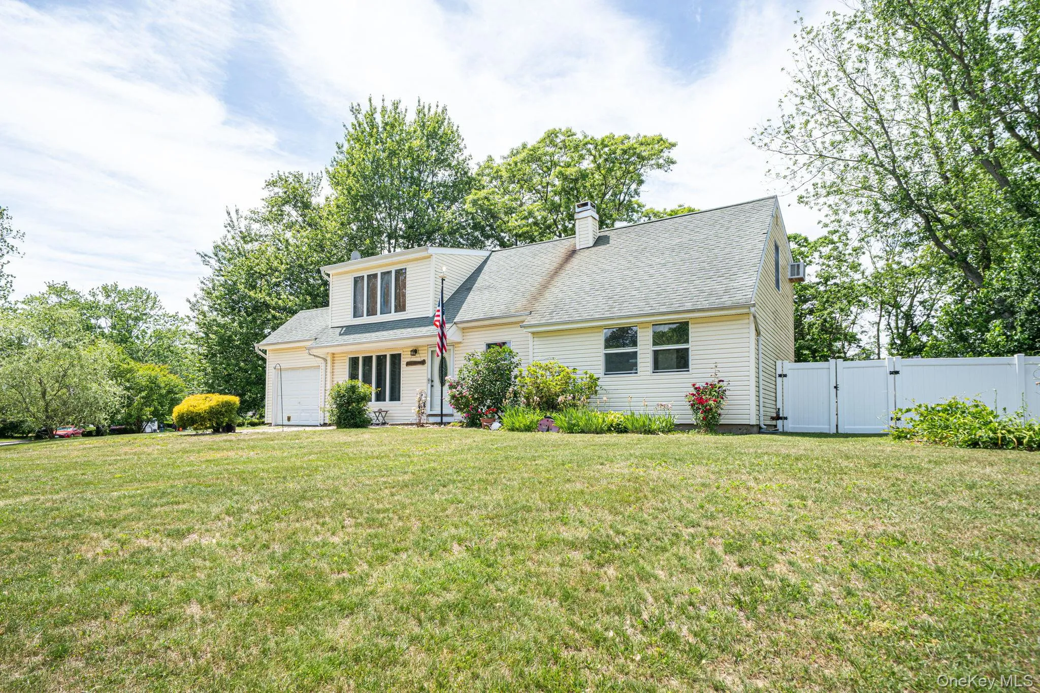 3 Jamar Drive, Brookhaven, NY, 5 Bedrooms Bedrooms, 8 Rooms Rooms,2 BathroomsBathrooms,Residential,For Rent,Jamar,0,1008169 3 Jamar Drive, Brookhaven, NY, 5 Bedrooms Bedrooms, 8 Rooms Rooms,2 BathroomsBathrooms,Residential,For Rent,Jamar,0,1008169