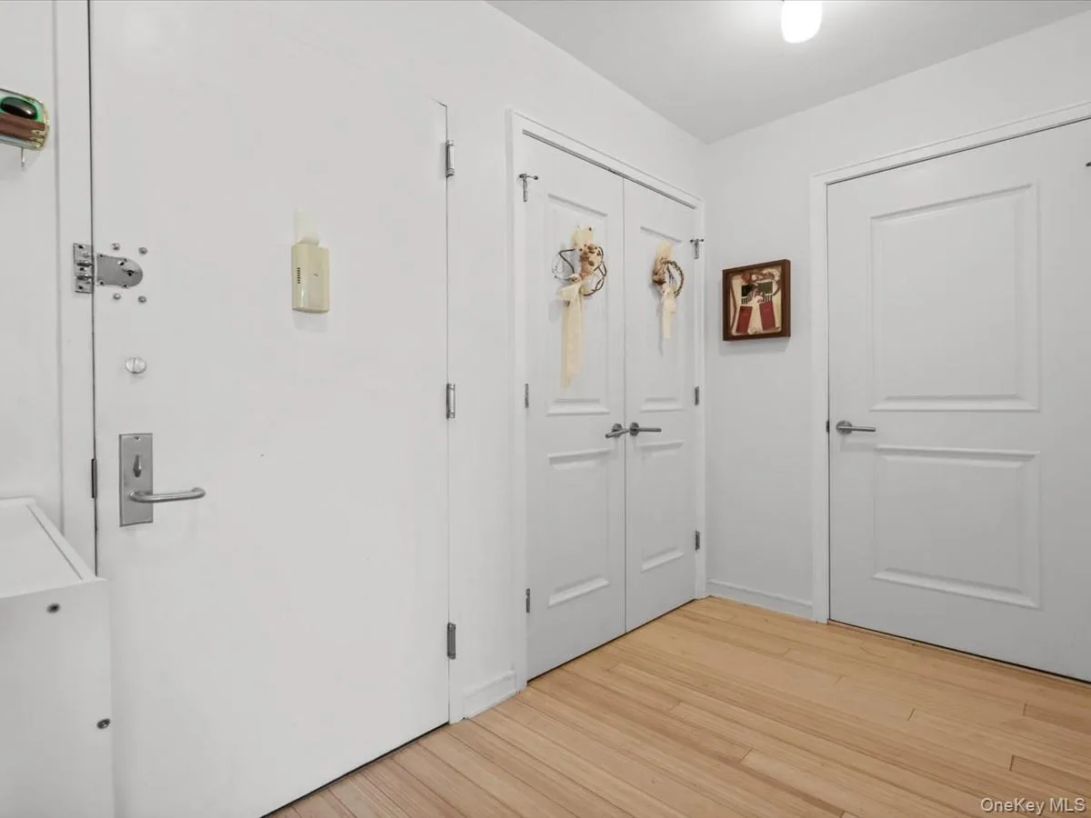 2519 35th Street, New York, NY, 1 Bedroom Bedrooms, 4 Rooms Rooms,1 BathroomBathrooms,Residential,For Rent,35th,0,1008174 2519 35th Street, New York, NY, 1 Bedroom Bedrooms, 4 Rooms Rooms,1 BathroomBathrooms,Residential,For Rent,35th,0,1008174