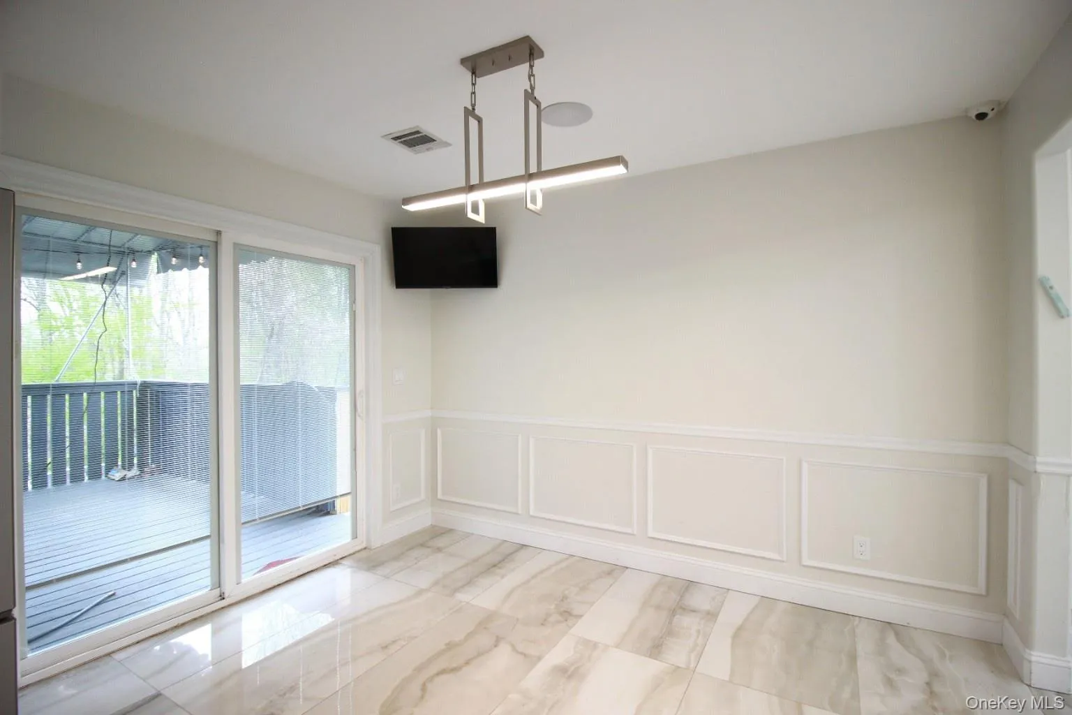 7 Wilshire Drive, Ramapo, NY, 5 Bedrooms Bedrooms, 11 Rooms Rooms,3 BathroomsBathrooms,Residential,For Rent,Wilshire,0,1008177 7 Wilshire Drive, Ramapo, NY, 5 Bedrooms Bedrooms, 11 Rooms Rooms,3 BathroomsBathrooms,Residential,For Rent,Wilshire,0,1008177