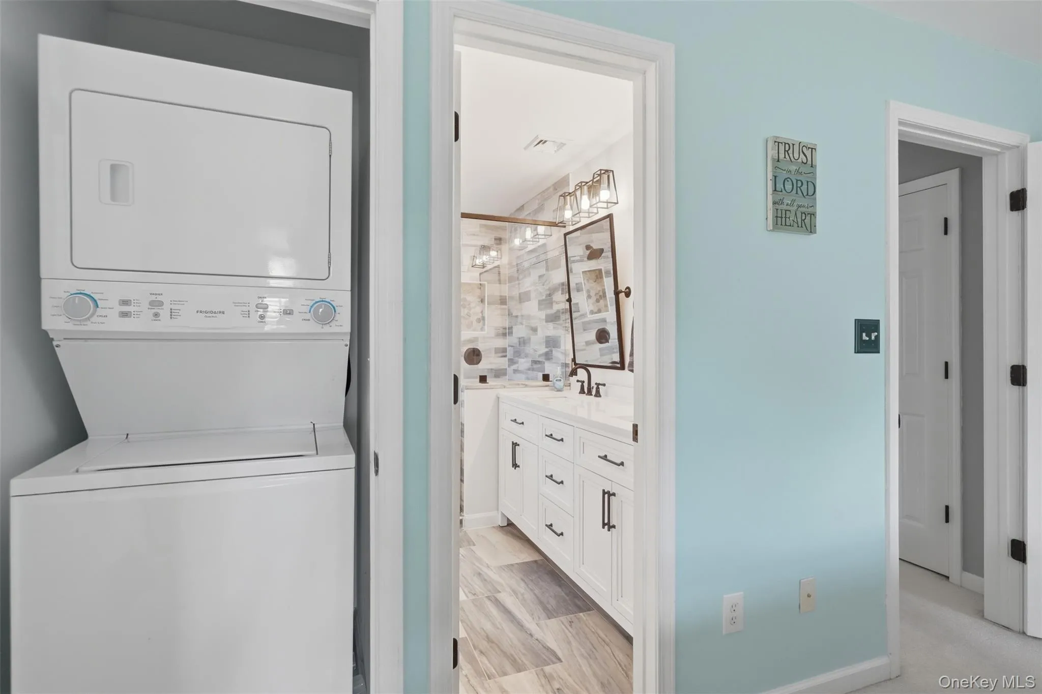 Closet with washer/dryer Closet with washer/dryer