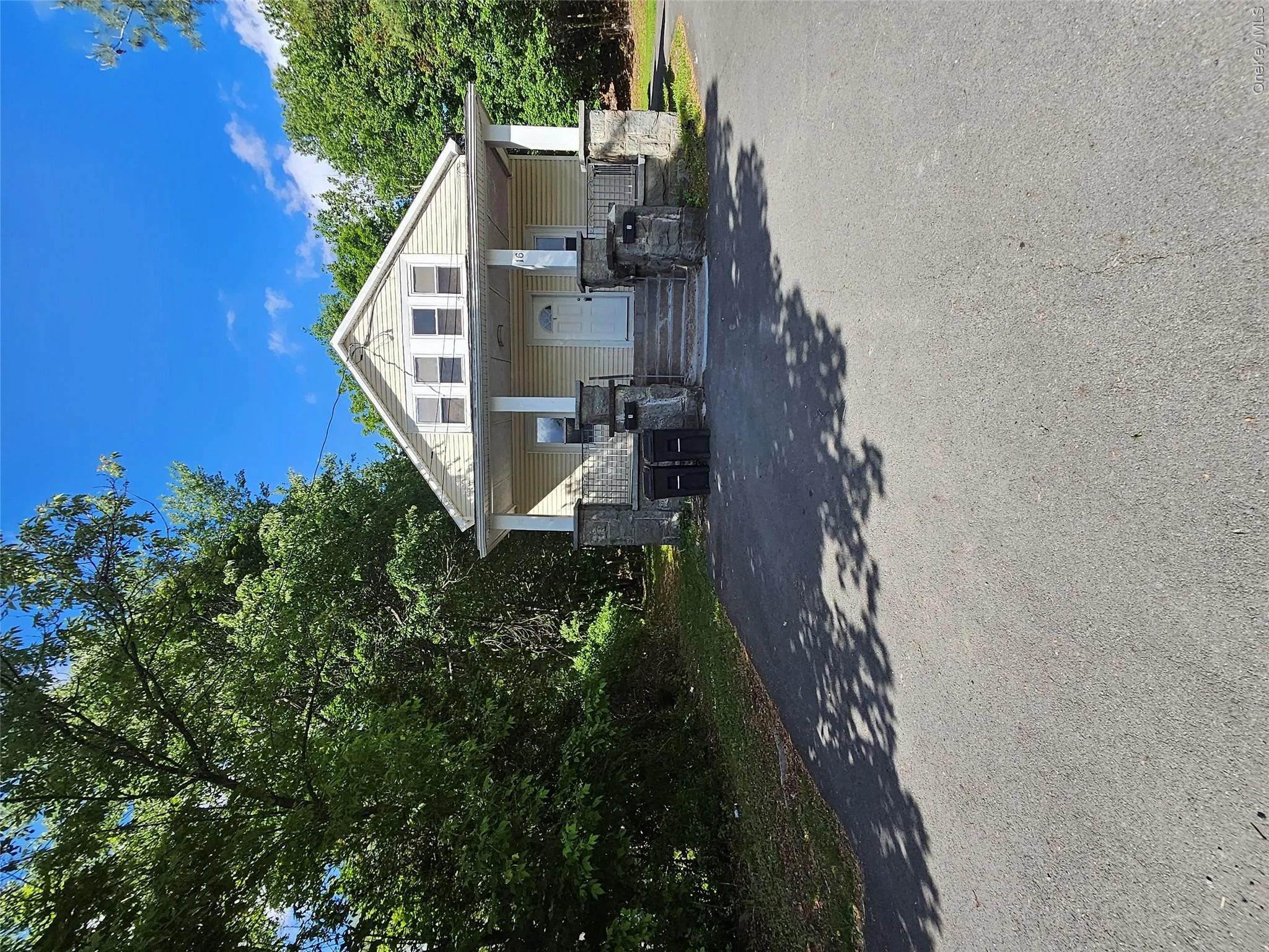 16 Monticello Street, Thompson, NY, 2 Bedrooms Bedrooms, 4 Rooms Rooms,1 BathroomBathrooms,Residential Lease,For Rent,Monticello,0,1008186 16 Monticello Street, Thompson, NY, 2 Bedrooms Bedrooms, 4 Rooms Rooms,1 BathroomBathrooms,Residential Lease,For Rent,Monticello,0,1008186
