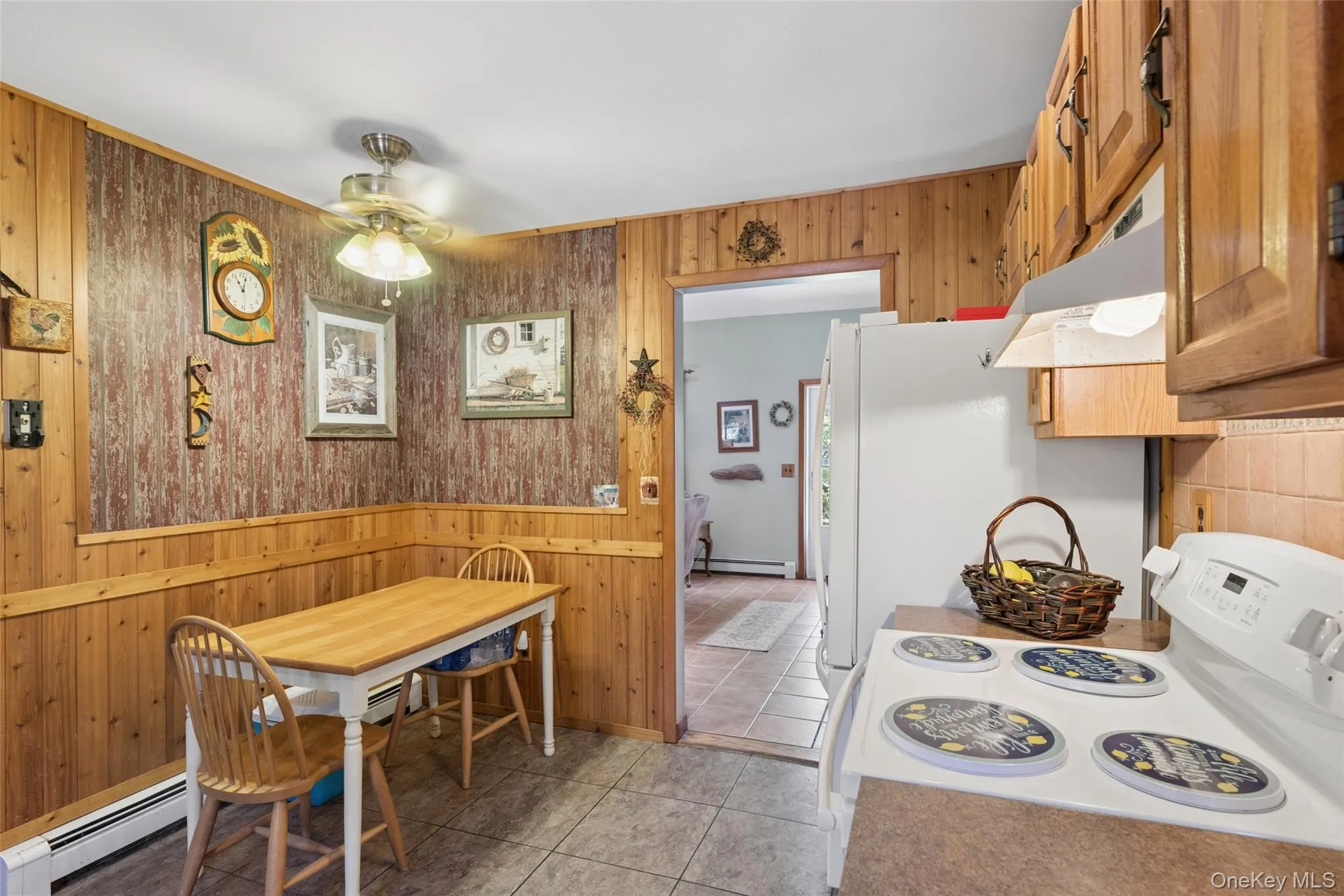 44 Aliperti Road, Riverhead, NY, 3 Bedrooms Bedrooms, 6 Rooms Rooms,2 BathroomsBathrooms,Residential,For Rent,Aliperti,0,1008189 44 Aliperti Road, Riverhead, NY, 3 Bedrooms Bedrooms, 6 Rooms Rooms,2 BathroomsBathrooms,Residential,For Rent,Aliperti,0,1008189