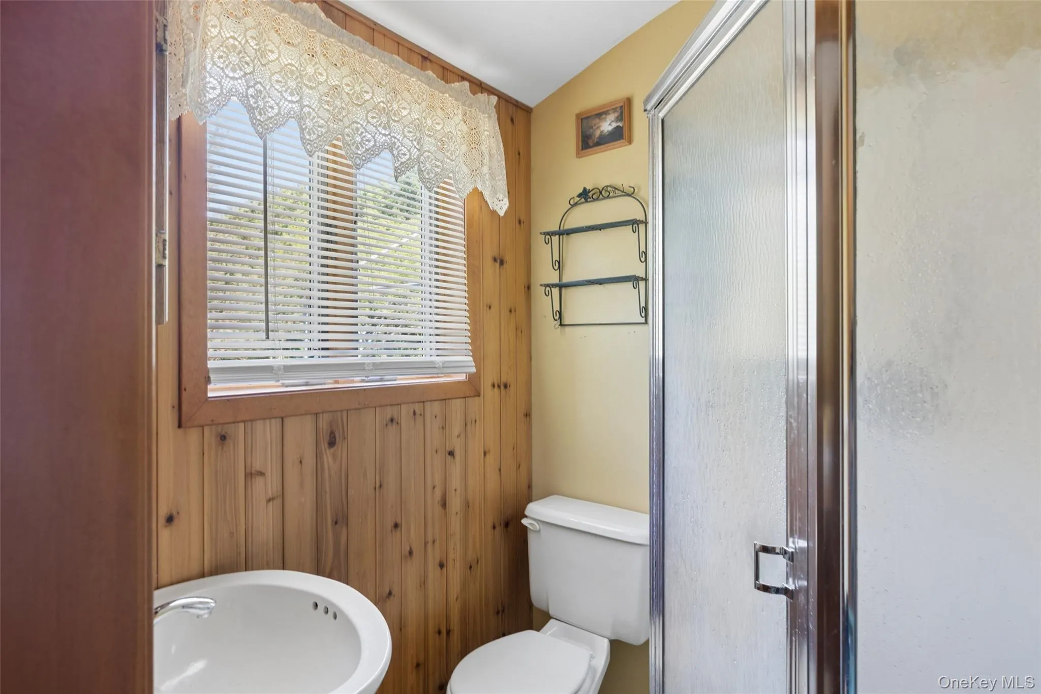 44 Aliperti Road, Riverhead, NY, 3 Bedrooms Bedrooms, 6 Rooms Rooms,2 BathroomsBathrooms,Residential,For Rent,Aliperti,0,1008189 44 Aliperti Road, Riverhead, NY, 3 Bedrooms Bedrooms, 6 Rooms Rooms,2 BathroomsBathrooms,Residential,For Rent,Aliperti,0,1008189