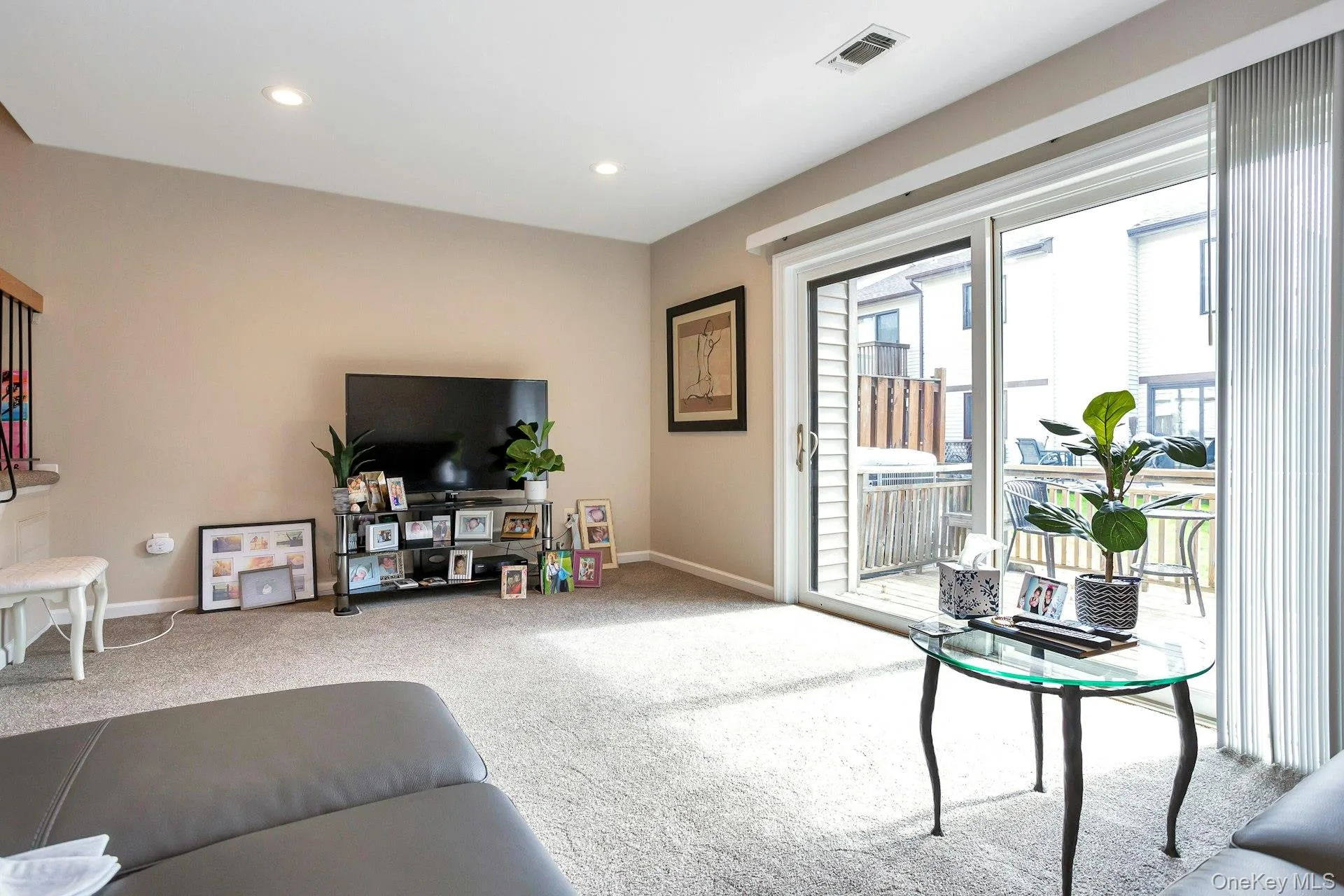 65 Cottonwood Court, Hempstead, NY, 2 Bedrooms Bedrooms, 6 Rooms Rooms,1 BathroomBathrooms,Residential,For Rent,Cottonwood,0,1008190 65 Cottonwood Court, Hempstead, NY, 2 Bedrooms Bedrooms, 6 Rooms Rooms,1 BathroomBathrooms,Residential,For Rent,Cottonwood,0,1008190