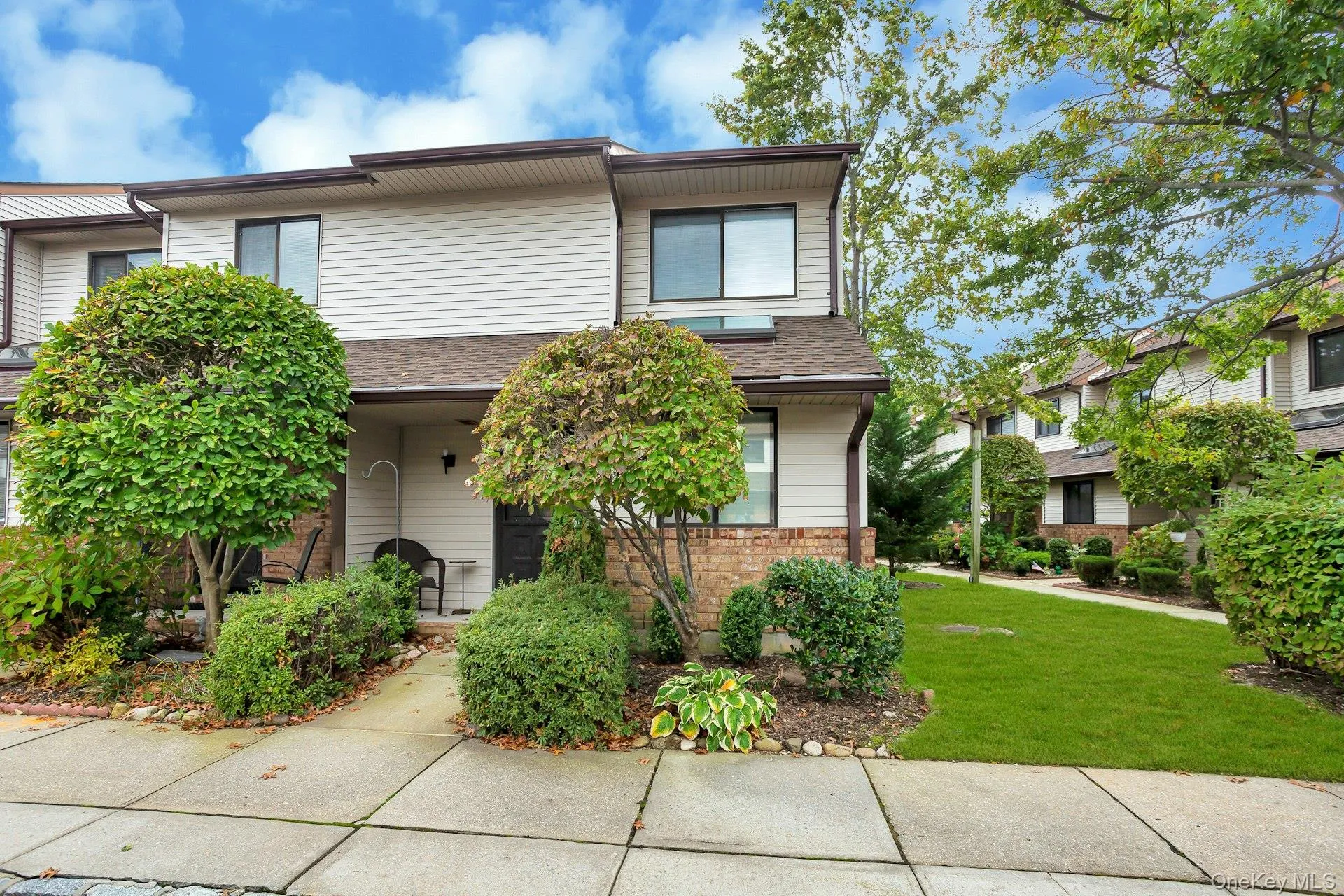 65 Cottonwood Court, Hempstead, NY, 2 Bedrooms Bedrooms, 6 Rooms Rooms,1 BathroomBathrooms,Residential,For Rent,Cottonwood,0,1008190 65 Cottonwood Court, Hempstead, NY, 2 Bedrooms Bedrooms, 6 Rooms Rooms,1 BathroomBathrooms,Residential,For Rent,Cottonwood,0,1008190