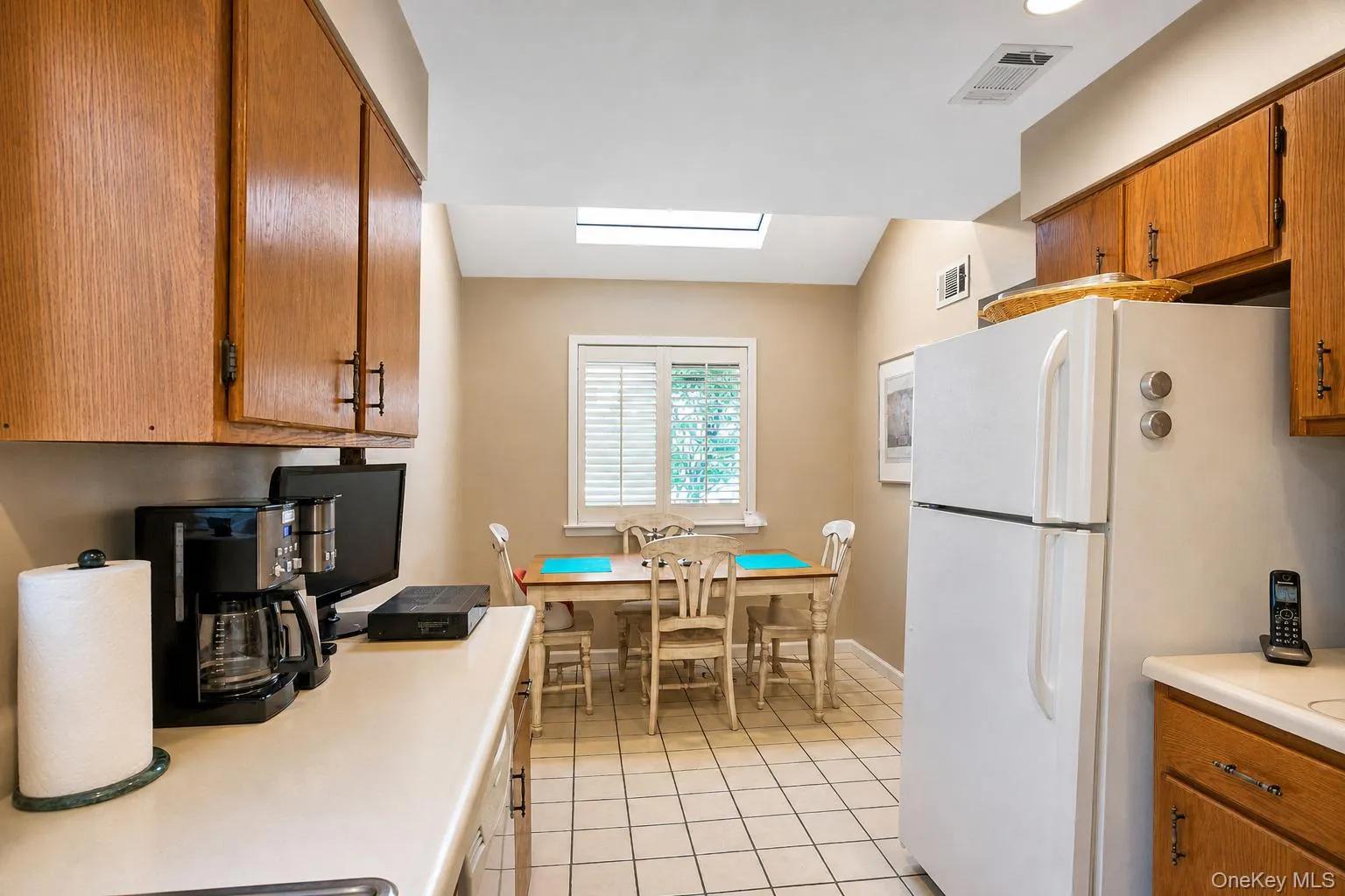 65 Cottonwood Court, Hempstead, NY, 2 Bedrooms Bedrooms, 6 Rooms Rooms,1 BathroomBathrooms,Residential,For Rent,Cottonwood,0,1008190 65 Cottonwood Court, Hempstead, NY, 2 Bedrooms Bedrooms, 6 Rooms Rooms,1 BathroomBathrooms,Residential,For Rent,Cottonwood,0,1008190