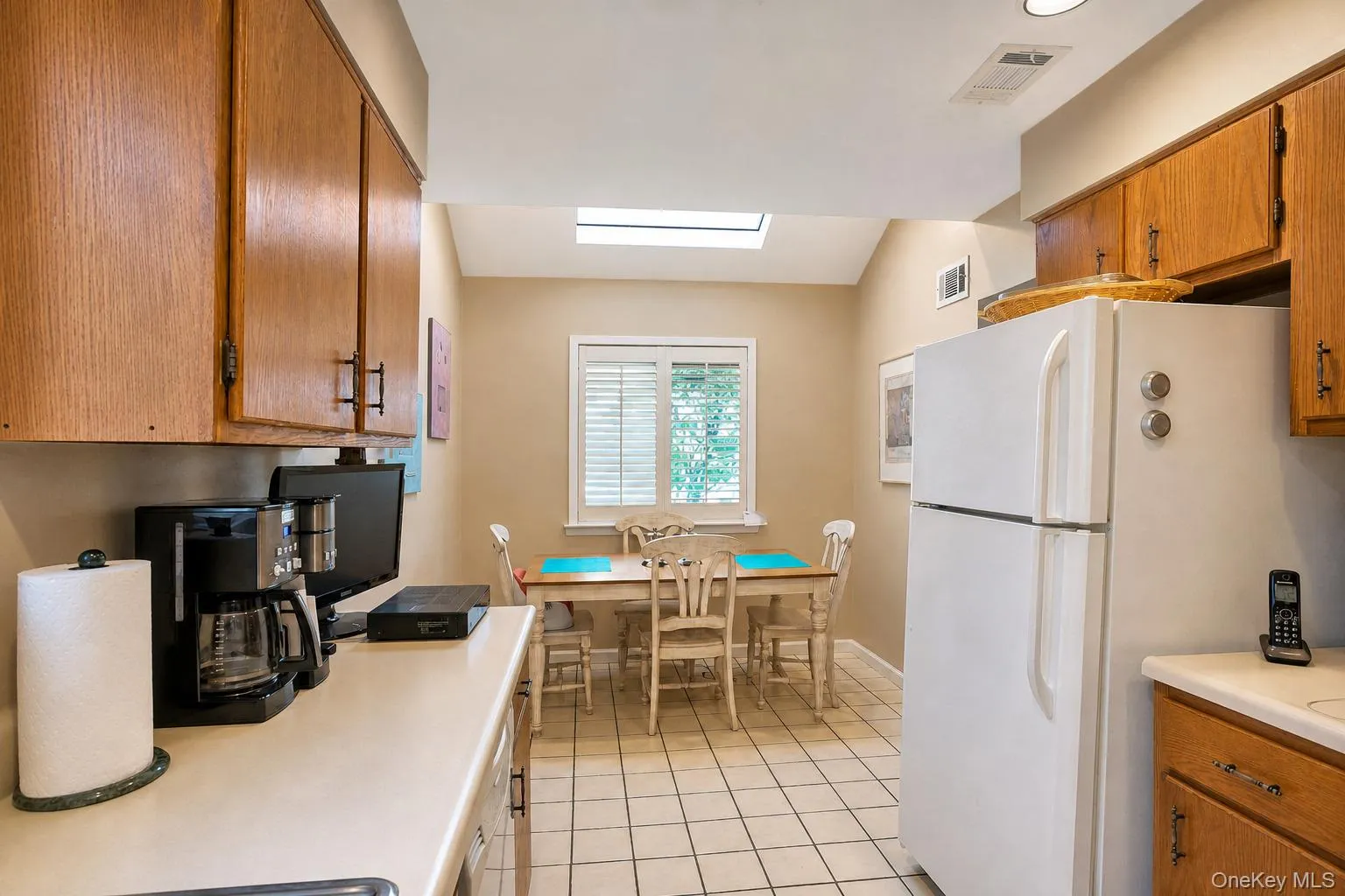 65 Cottonwood Court, Hempstead, NY, 2 Bedrooms Bedrooms, 6 Rooms Rooms,1 BathroomBathrooms,Residential,For Rent,Cottonwood,0,1008190 65 Cottonwood Court, Hempstead, NY, 2 Bedrooms Bedrooms, 6 Rooms Rooms,1 BathroomBathrooms,Residential,For Rent,Cottonwood,0,1008190