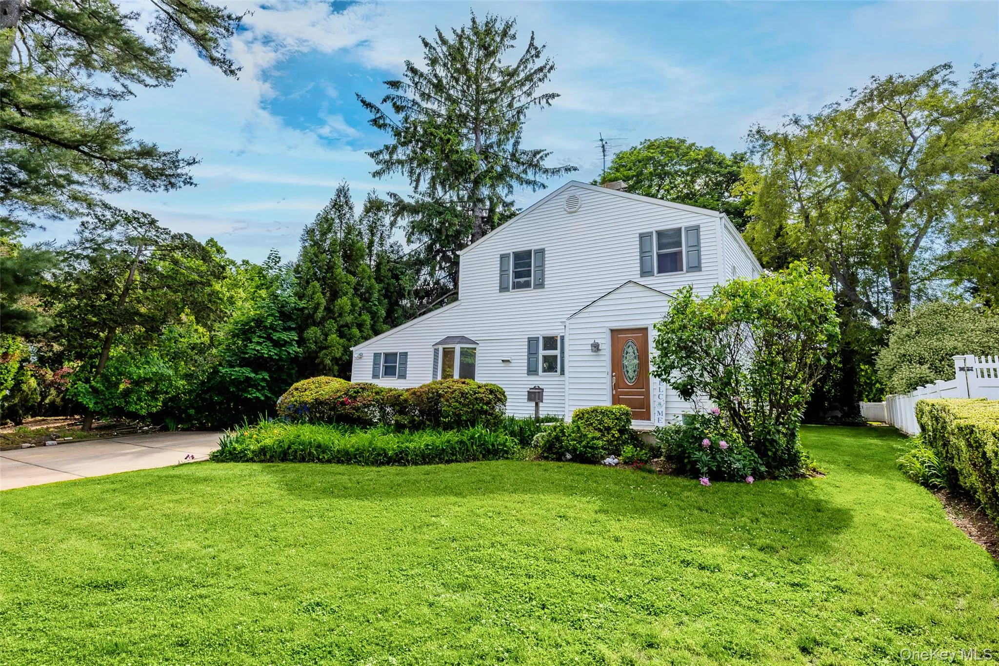 103 Cherrytree Lane, North Hempstead, NY, 3 Bedrooms Bedrooms, 7 Rooms Rooms,2 BathroomsBathrooms,Residential,For Rent,Cherrytree,0,1008196 103 Cherrytree Lane, North Hempstead, NY, 3 Bedrooms Bedrooms, 7 Rooms Rooms,2 BathroomsBathrooms,Residential,For Rent,Cherrytree,0,1008196