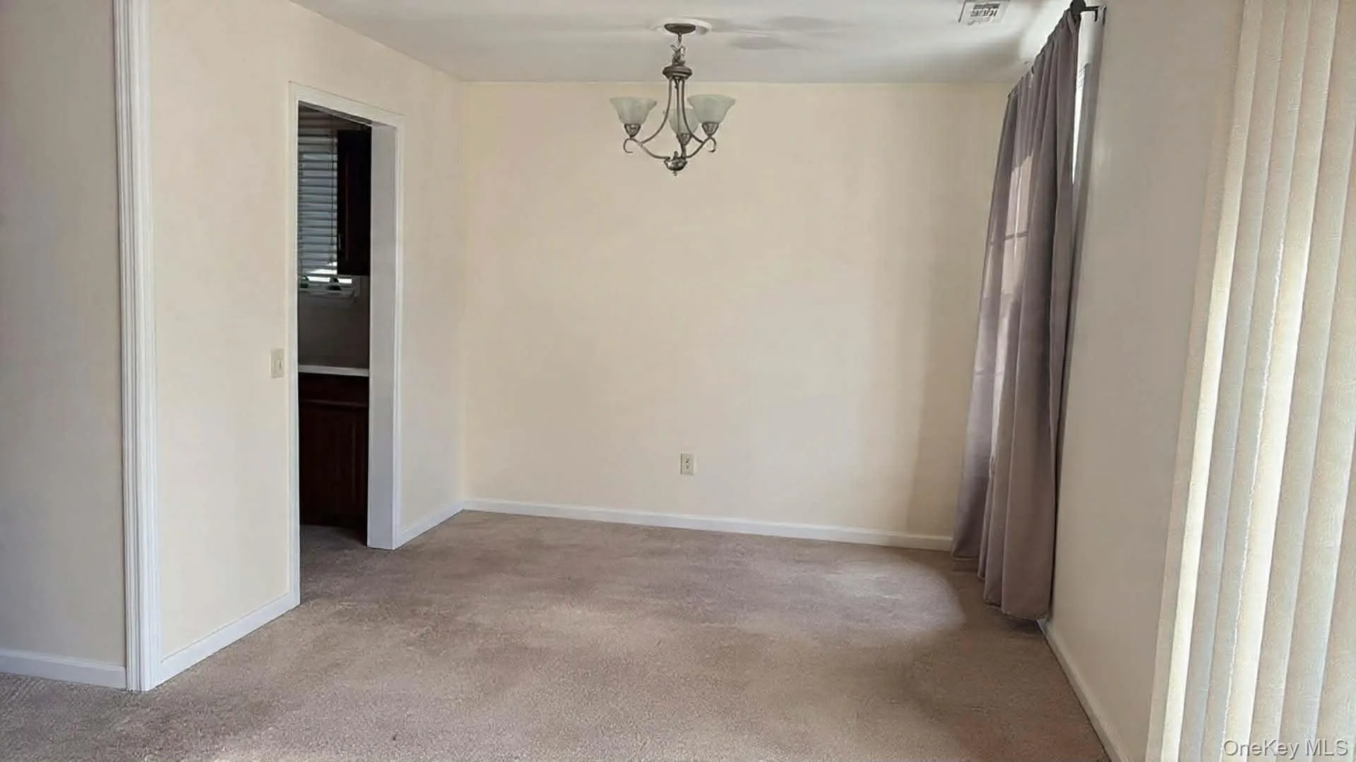 302 Commons Way, Fishkill, NY, 1 Bedroom Bedrooms, 4 Rooms Rooms,1 BathroomBathrooms,Residential,For Rent,Commons,0,1008201 302 Commons Way, Fishkill, NY, 1 Bedroom Bedrooms, 4 Rooms Rooms,1 BathroomBathrooms,Residential,For Rent,Commons,0,1008201