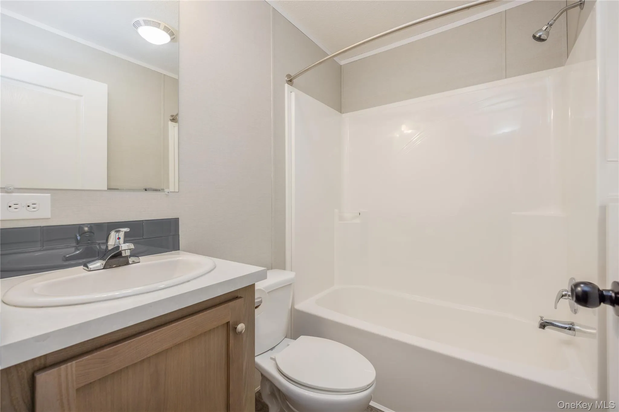 Hall Bathroom with tub and shower Hall Bathroom with tub and shower